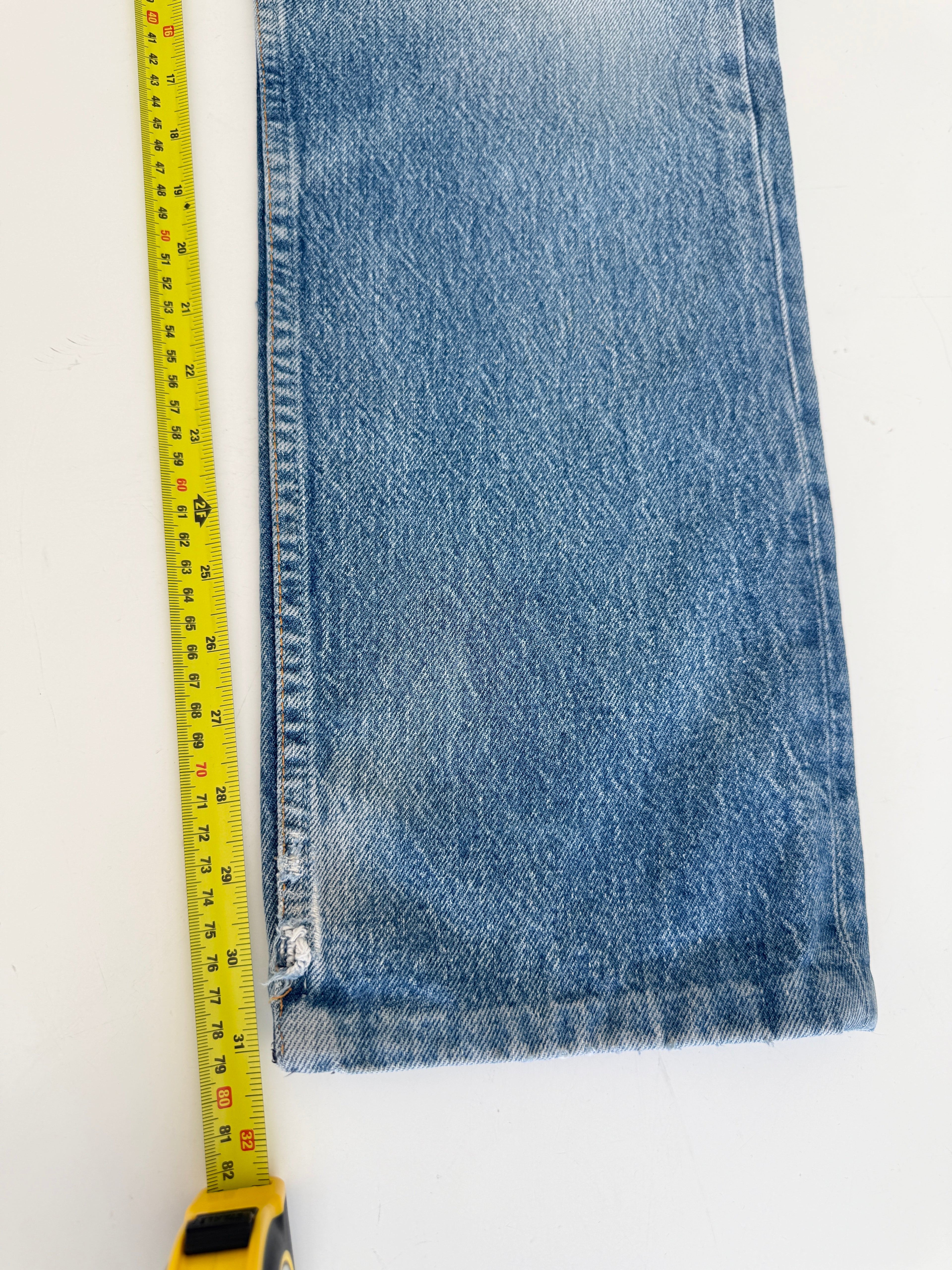 W30 L31 vintage Levis 501 29/30” measured waist medium faded blue 80s 501s