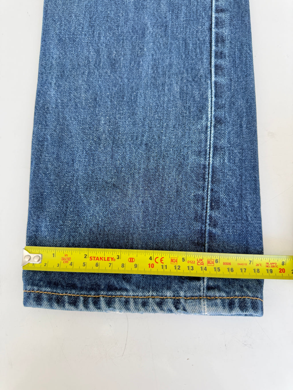 W26 L30 vintage Levis 501 25/26” measured waist dark faded blue 501s Y2K