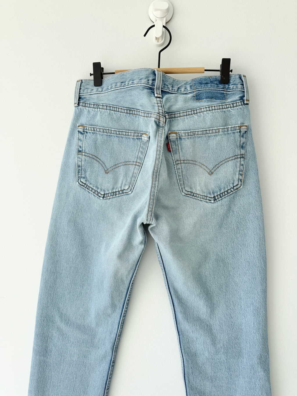 W29 L30 vintage Levis 501 28/29” measured light faded blue denim Levi’s 501s USA