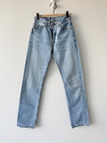 W24 L30 vintage Levis 501 23/24” measured medium faded blue denim Levi’s 501s