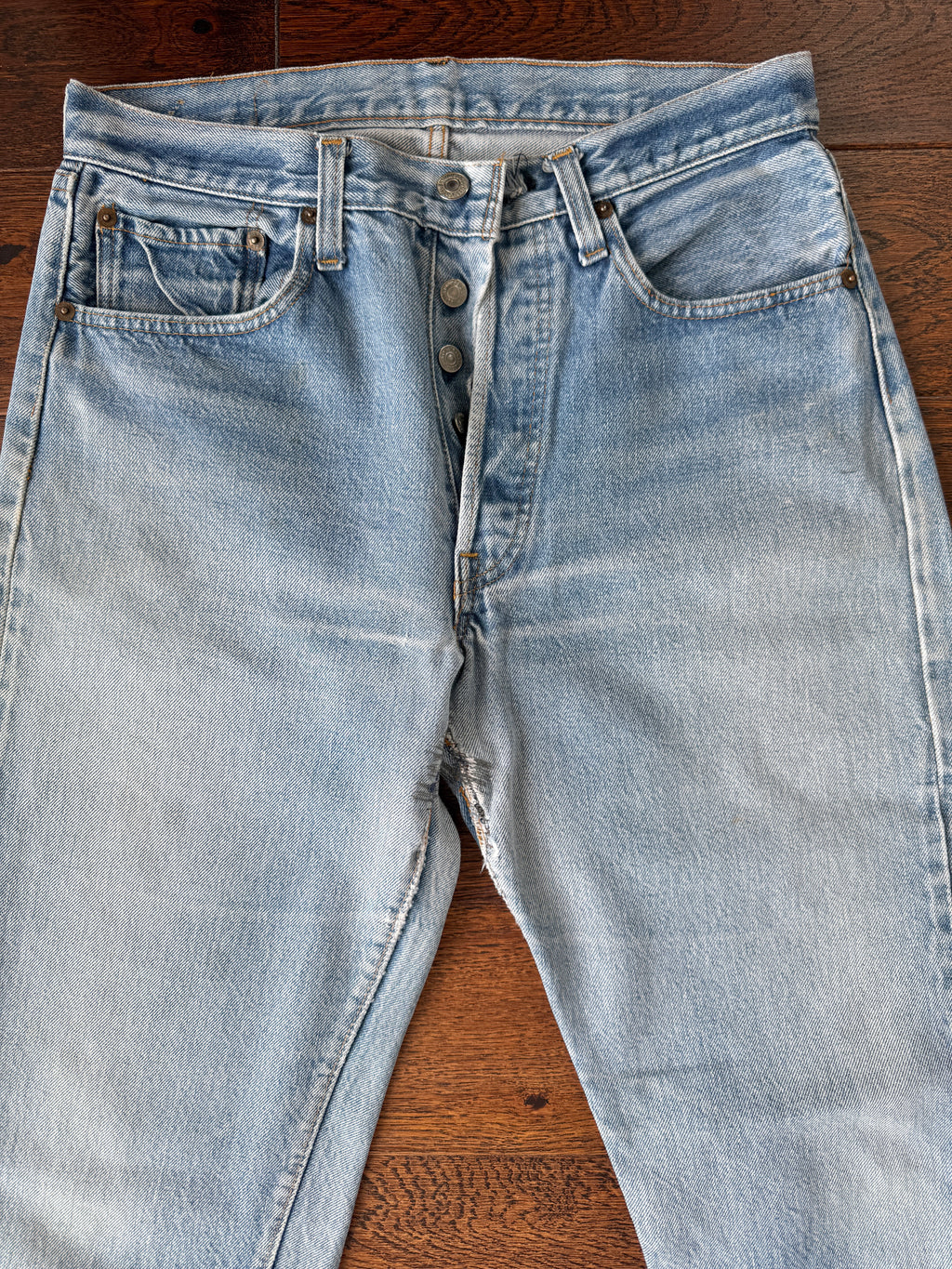 Selvedge W30 L33 vintage Levis 501 29/30” measured light faded blue denim 80’s 501s USA selvedge denim