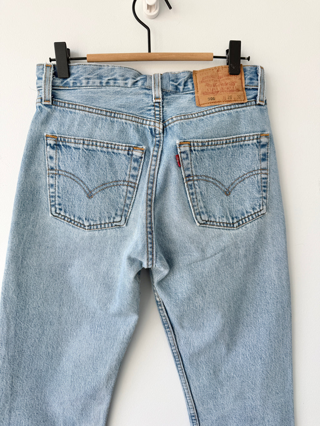 W25 L31 vintage Levis 501 25” measured light medium blue 90s Levi’s 501s USA re done