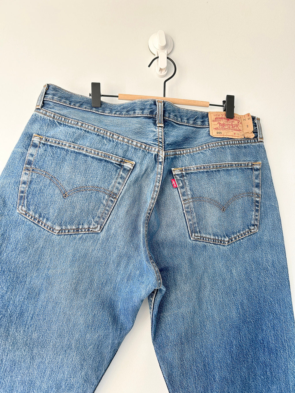 w36 L35 Levis 501 jeans dark faded blue Levi’s made in Spain dark denim 501 vintage made in 90s 501 vintage Levi’s