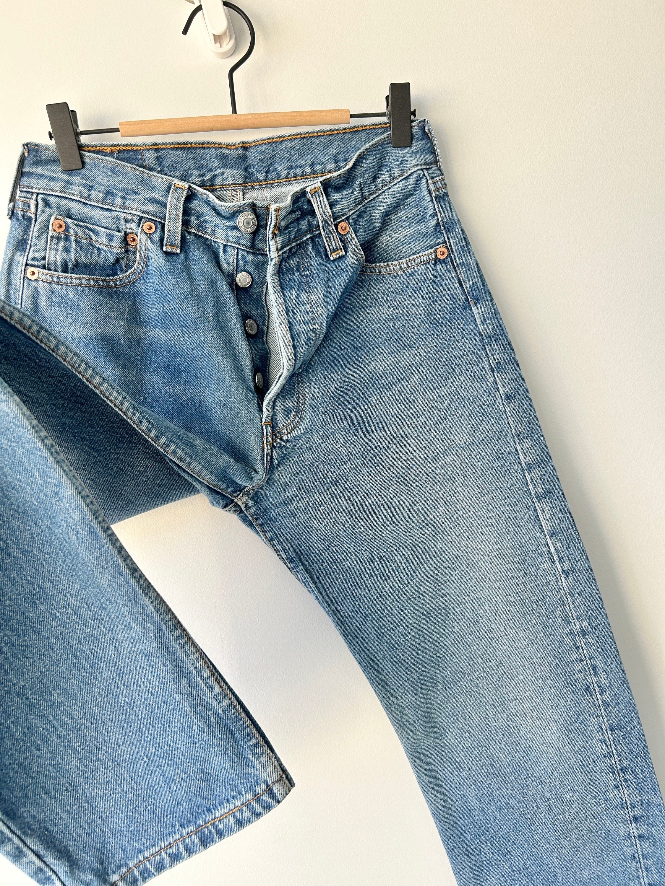 w27 L29 Levis 501 jeans medium blue denim 90s vintage Levi’s 501s blue 501s