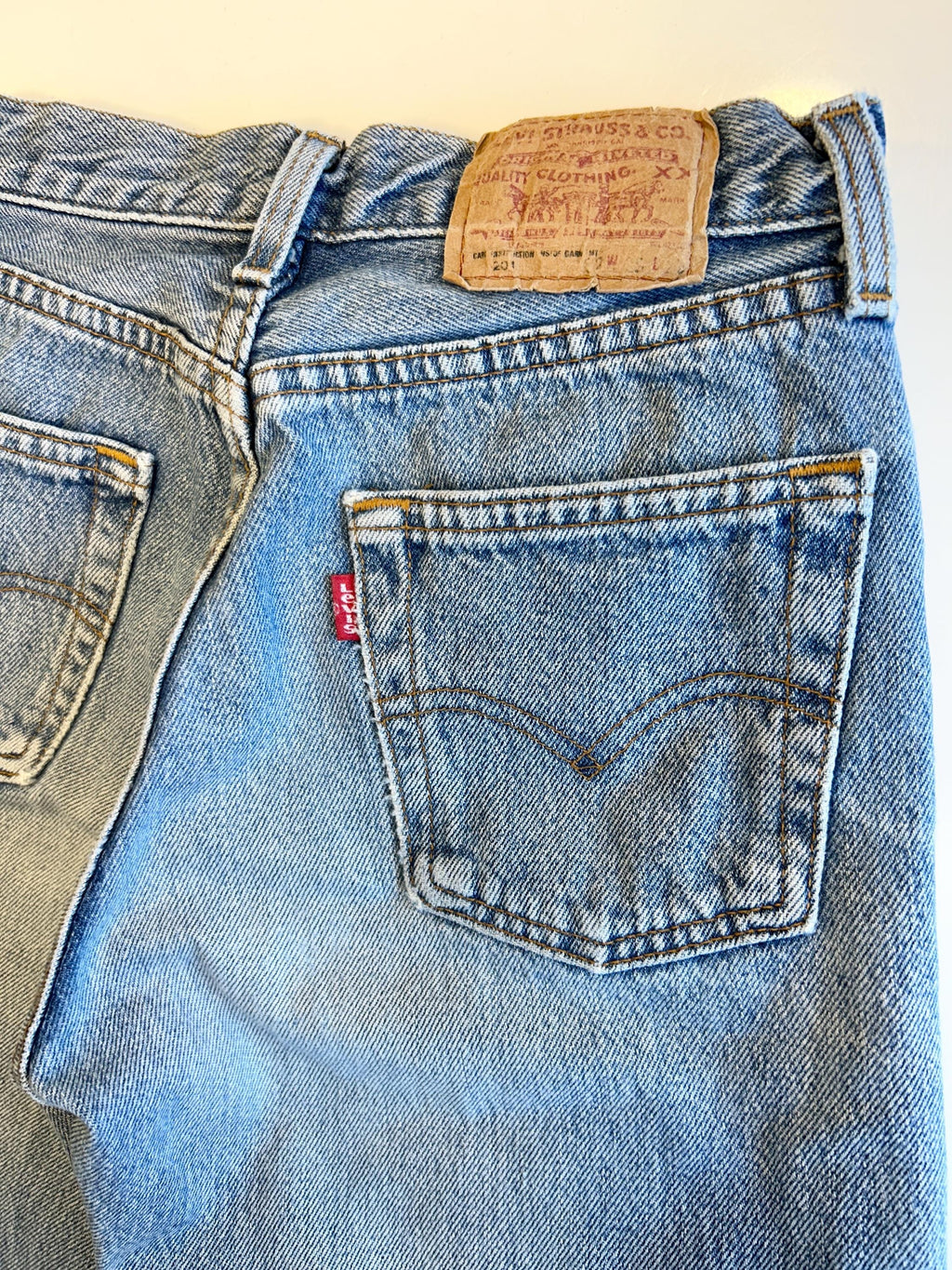 Levis 201 vintage w23 L27 Levi’s medium blue straight leg Levi’s 201 90s vintage Levi’s 501  (22/23 waist) made in France