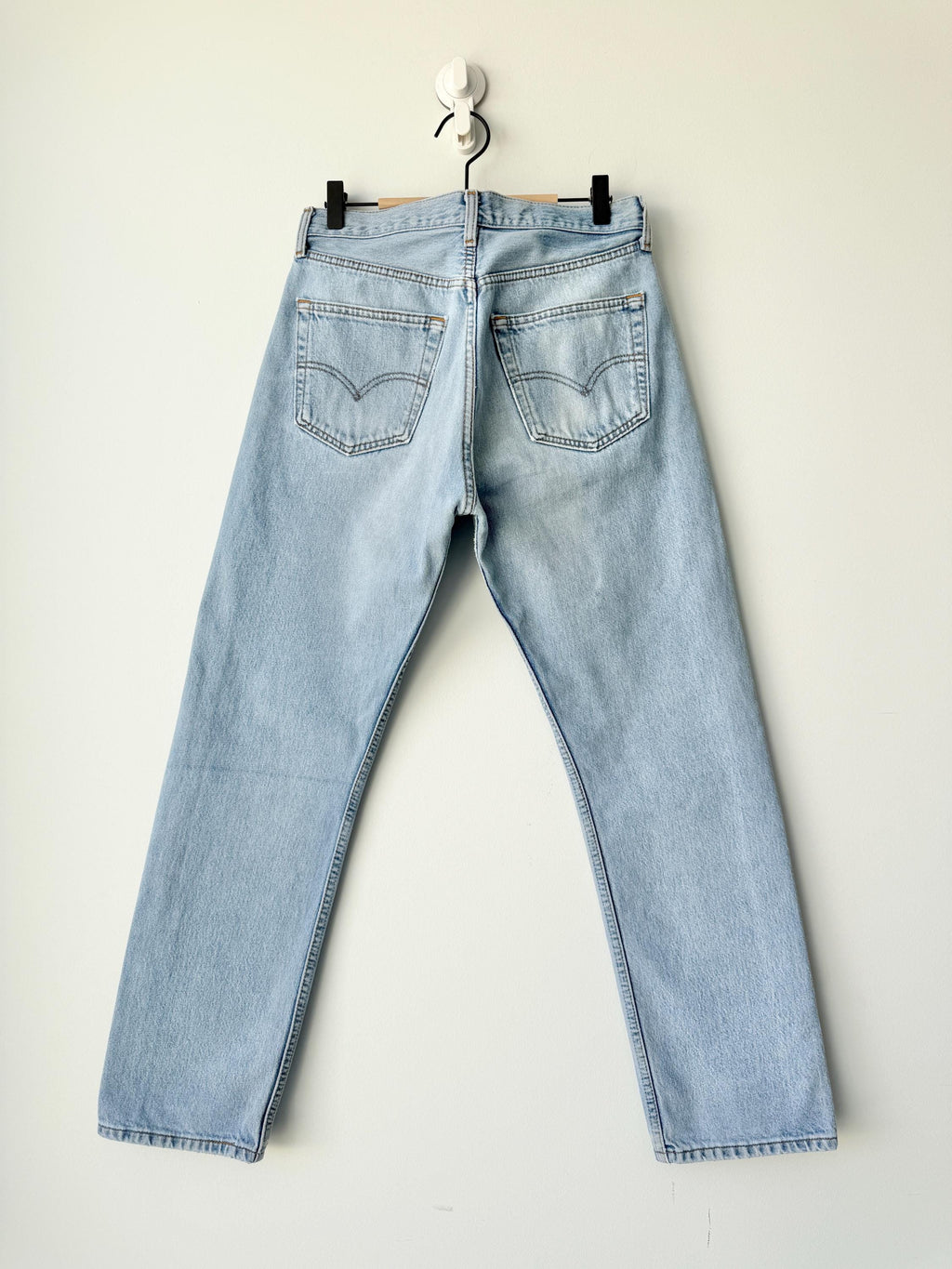 Levis 501s  vintage w29 L29 light blue 501s made in 90s straight leg jeans 501 28”/29” waist