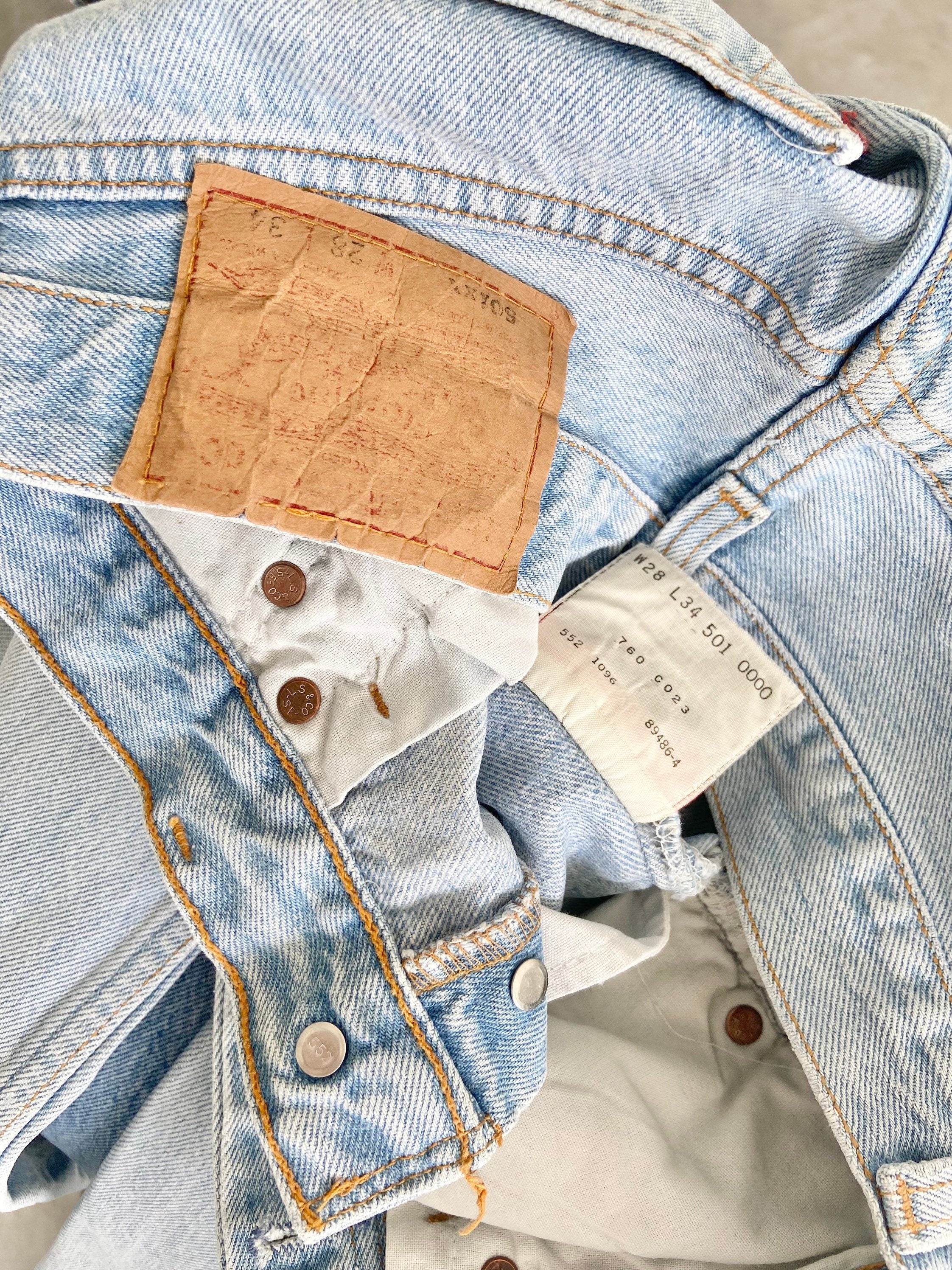 Vintage Levi’s 501xx w26 L30 made in USA 1996