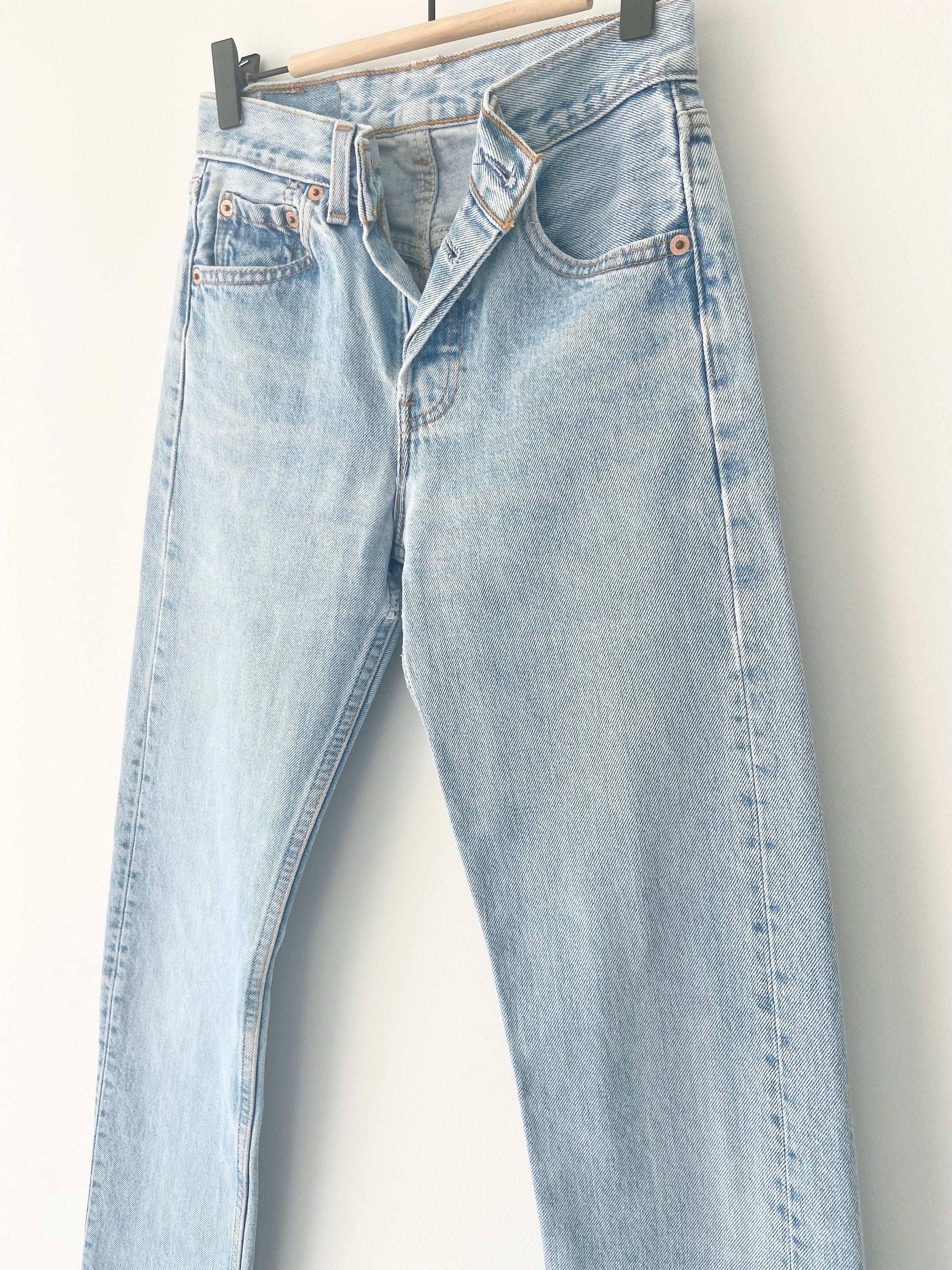 501 jeans w24 L30 light blue stone wash  vintage 501s made in USA