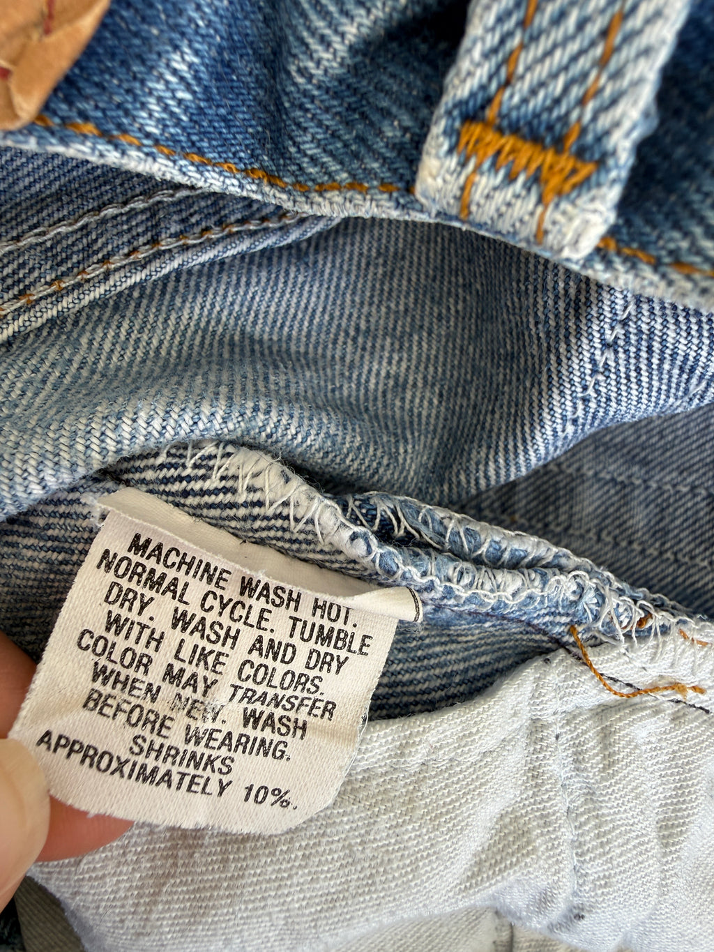Distressed W26 L30 vintage Levis 701 0117 25/26” measured waist dark faded 80s 701 0117