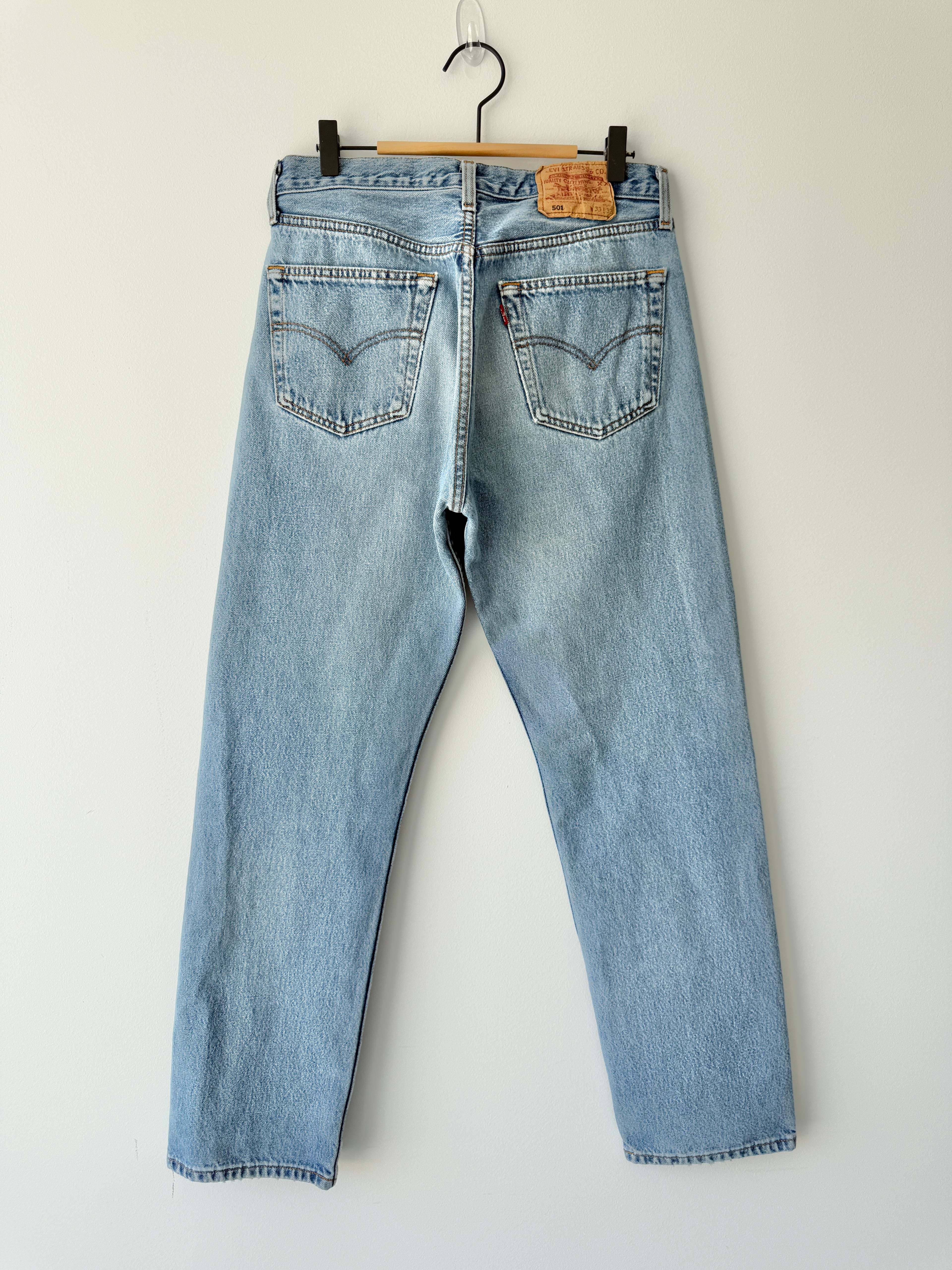 For Amanda - Soft W31 L30 vintage Levis 501 30/31” measured waist medium blue 501s Y2K