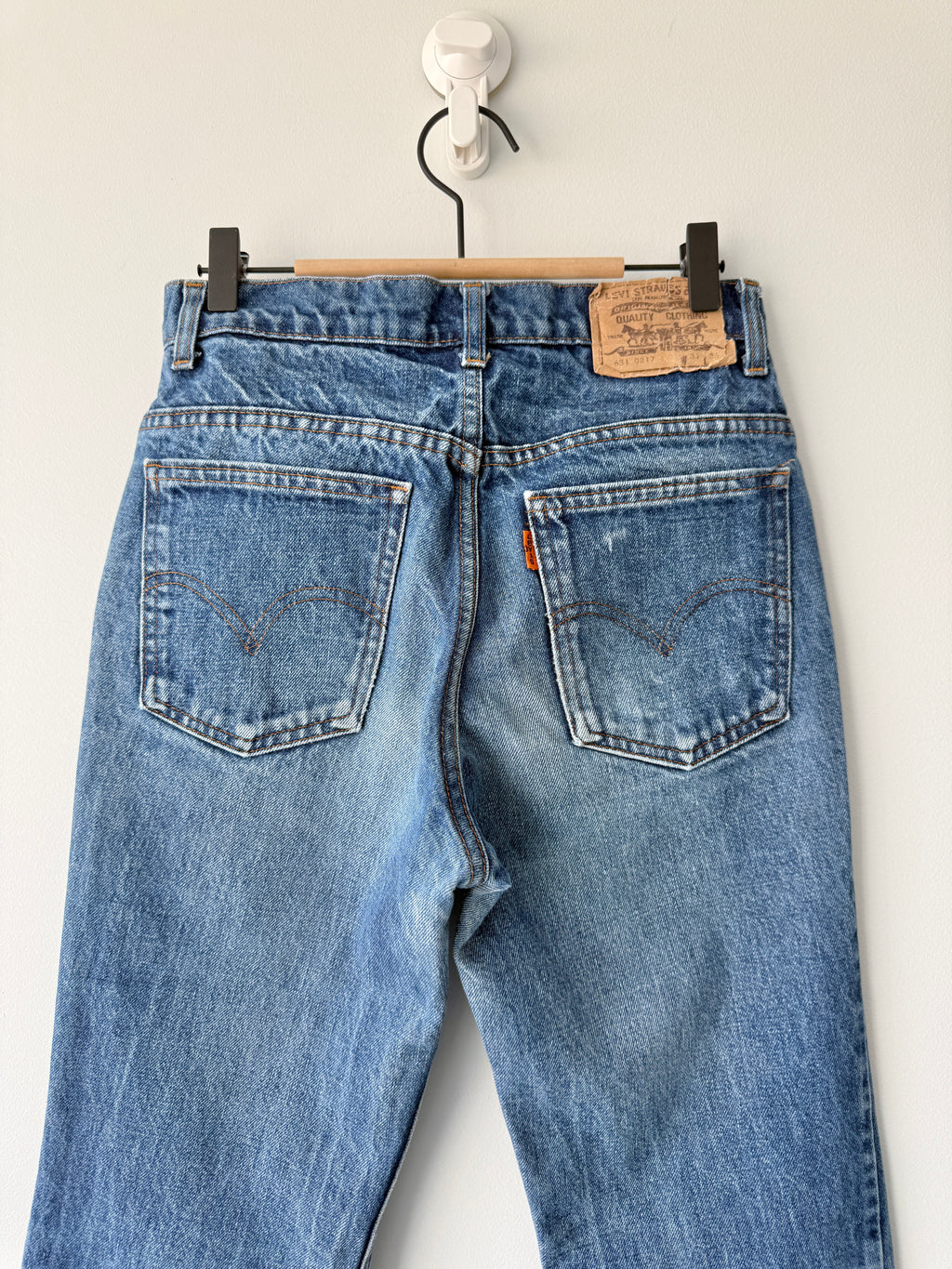 W27 L30 vintage Levis 631 26-27” measured dark faded blue denim orange tab 80/90s Levi’s 631s