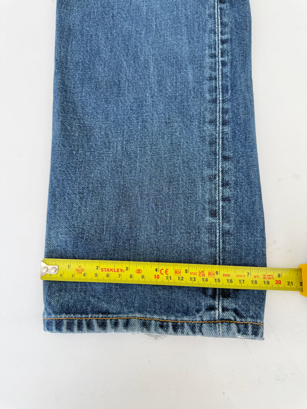 W28 L30 vintage Levis 501s 27/28” measured dark fade blue 501s Y2K