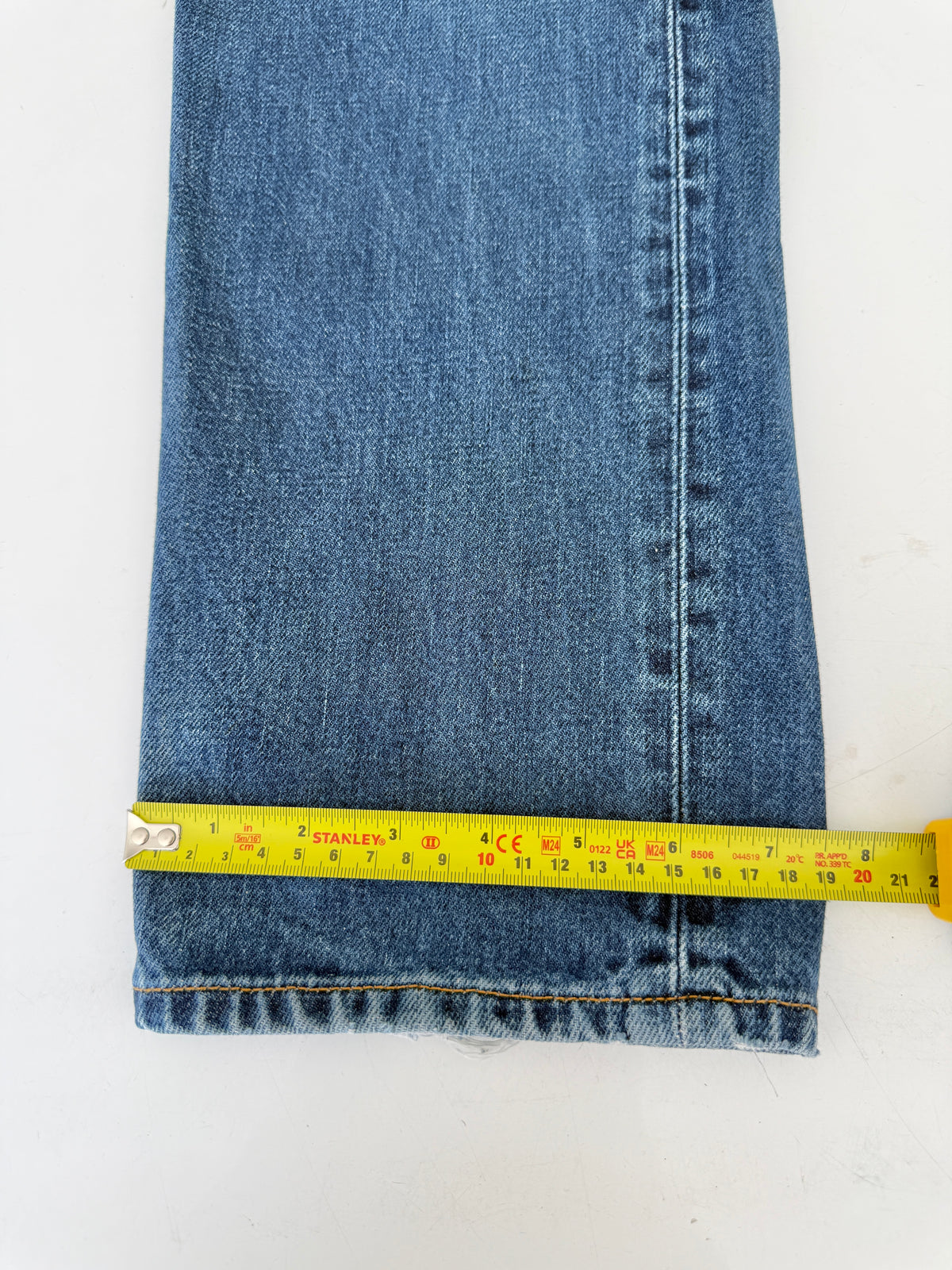 W28 L30 vintage Levis 501s 27/28” measured dark fade blue 501s Y2K