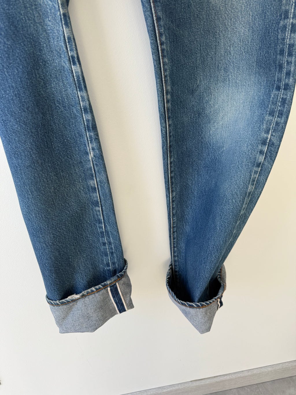 Soft W29 L36 vintage Levis 501 28-29” measured selvedge red line USA dark faded blue made in 80s