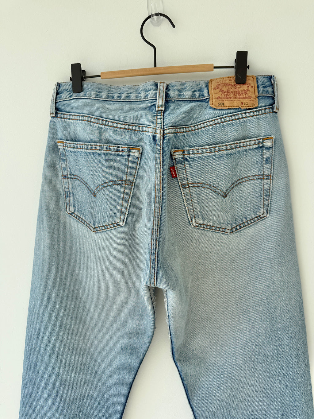 Soft W30 L29 vintage Levis 501 29/30” measured waist light blue dirty Y2K 501s
