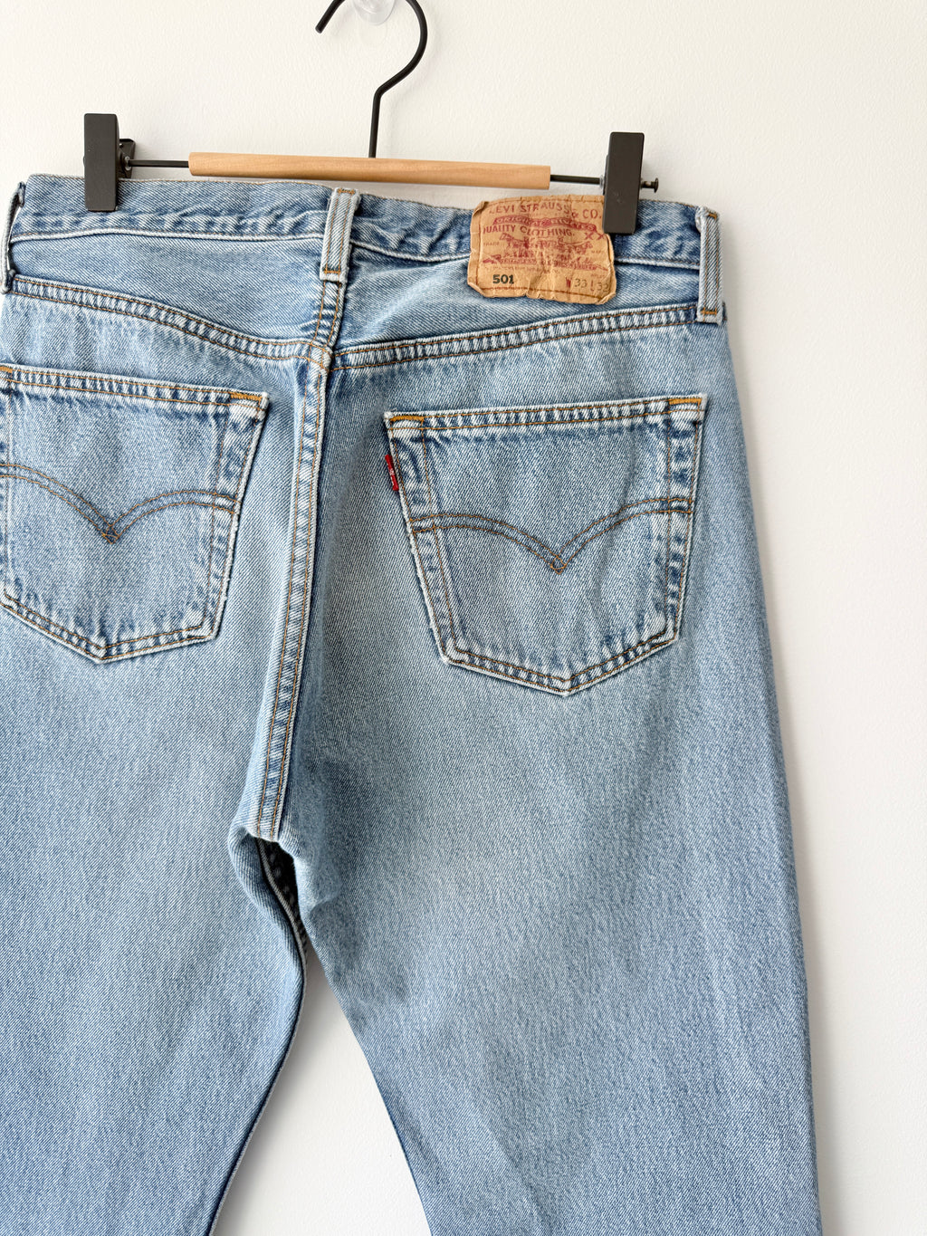 For Amanda - Soft W31 L30 vintage Levis 501 30/31” measured waist medium blue 501s Y2K