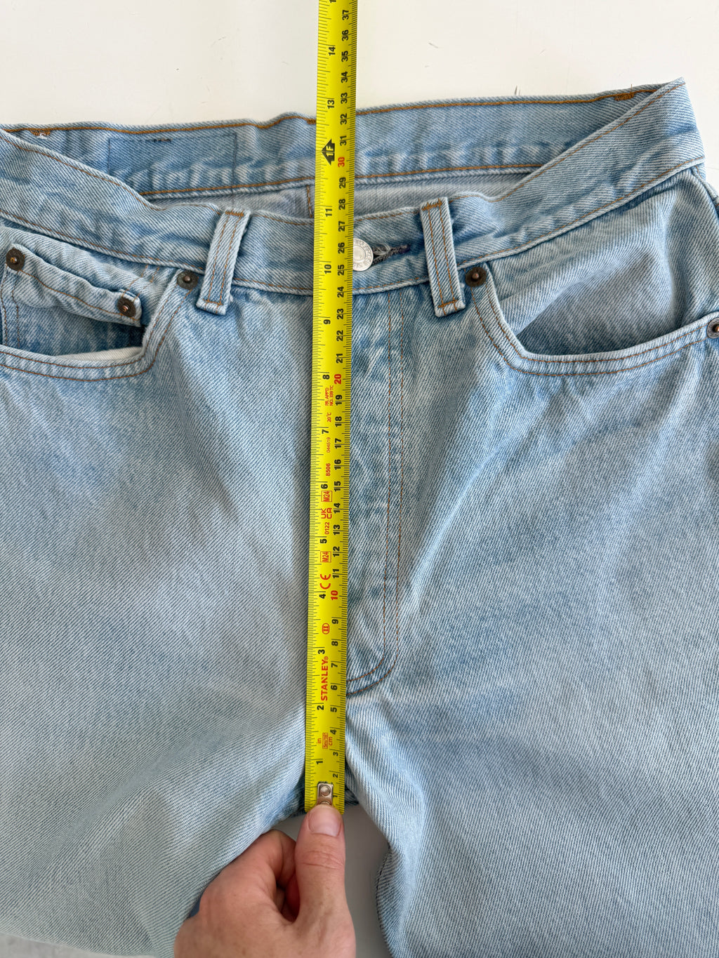 W27 L31 vintage Levis 501 26/27” measured waist light blue faded  90s USA 501s