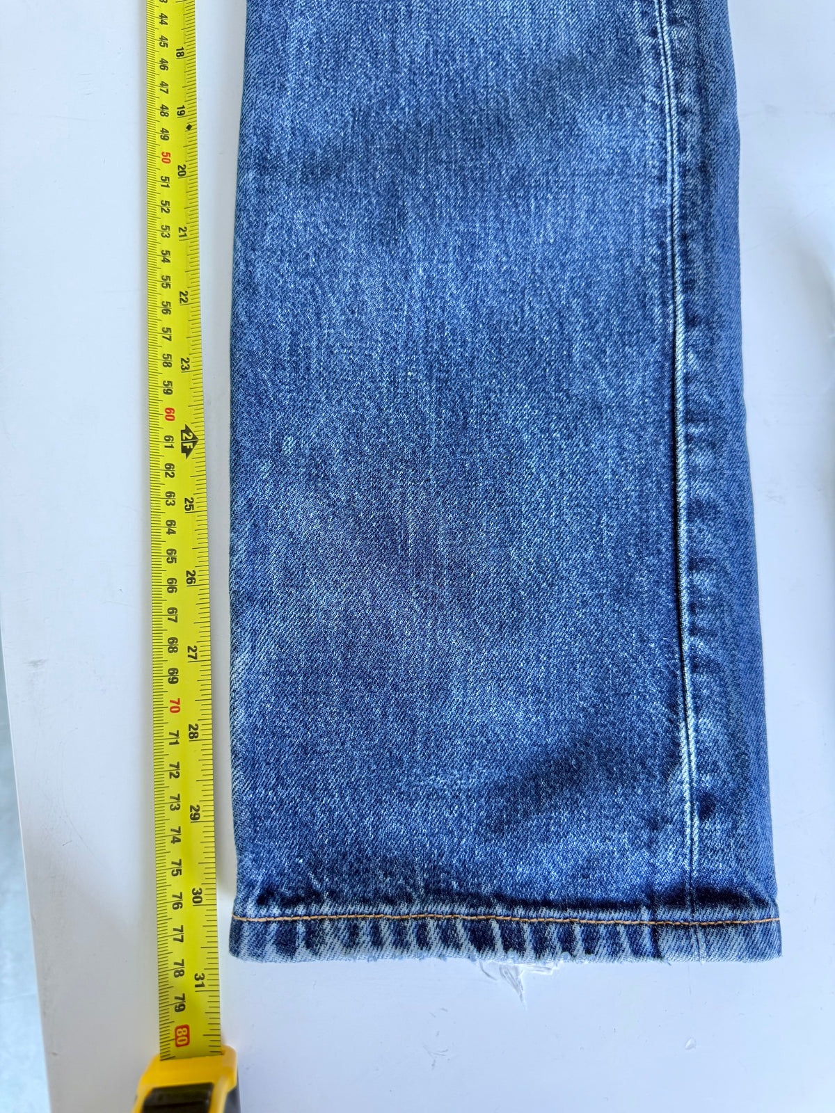 W26 L30 vintage Levis 501 dark blue 25/26” measured waist Y2K levis 501s