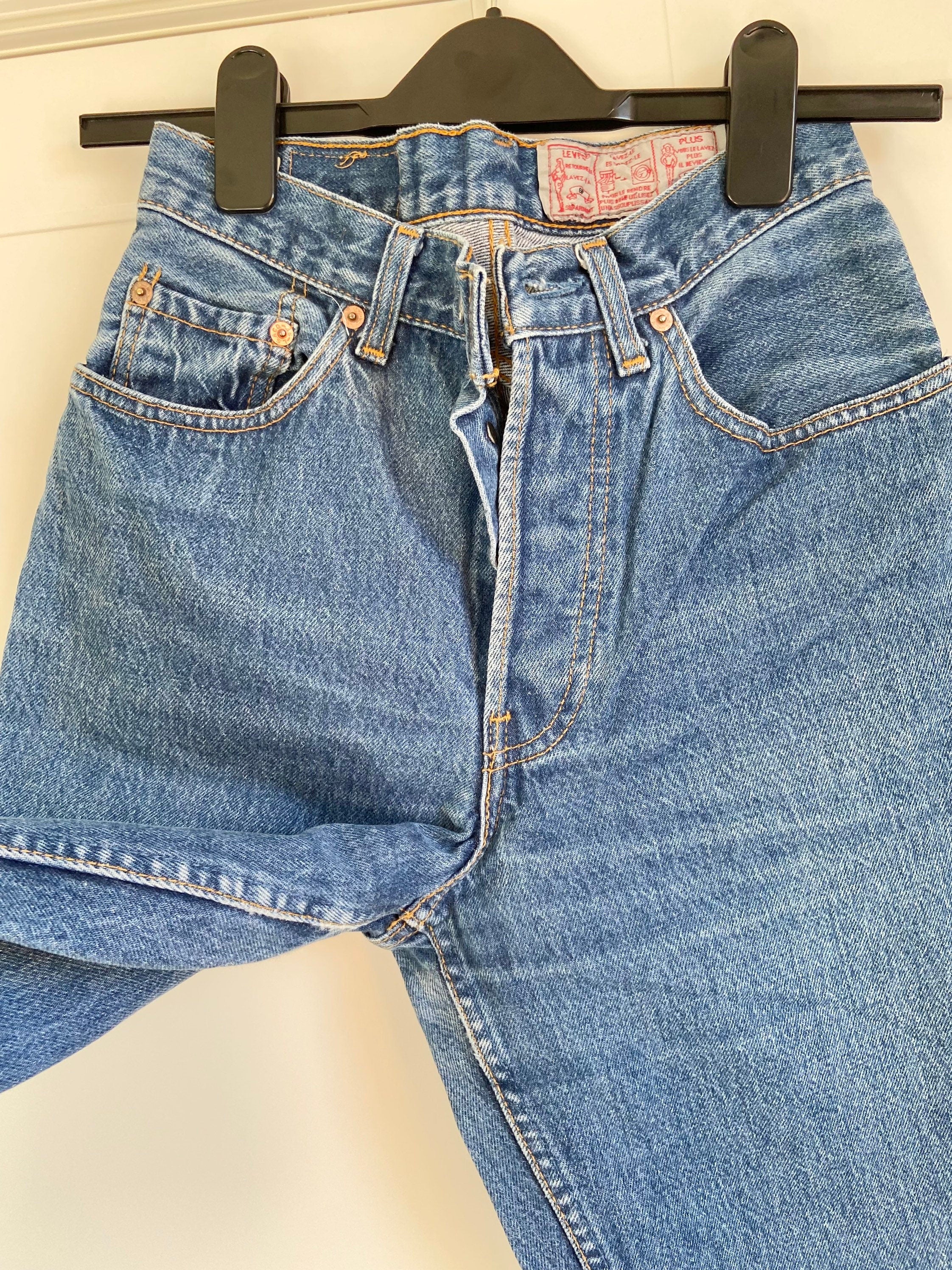 Vintage levis w25” 901 jeans made in USA