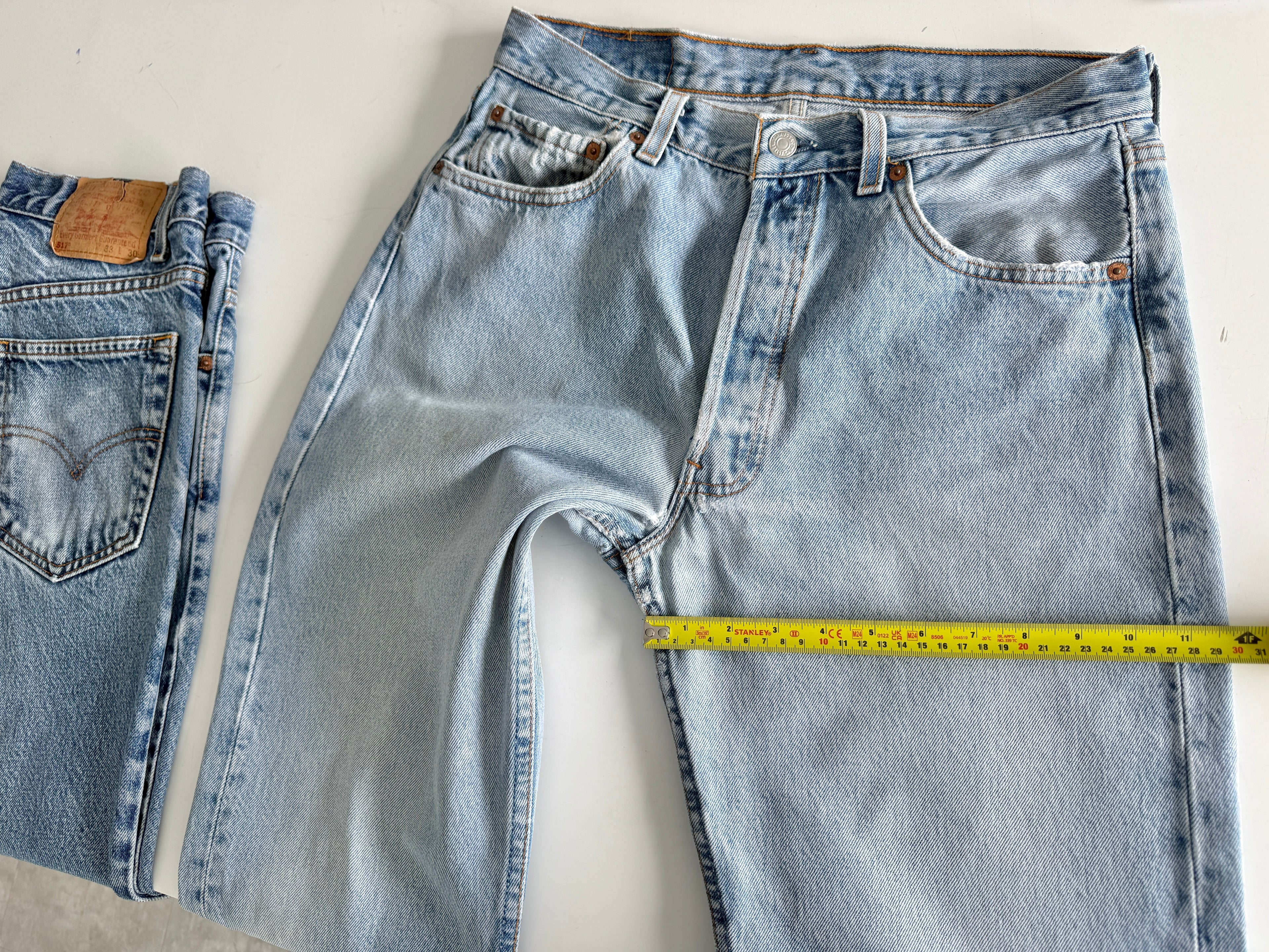 W30 L29 vintage Levis 501 29/30” measured waist light blue 501s made in USA 90s