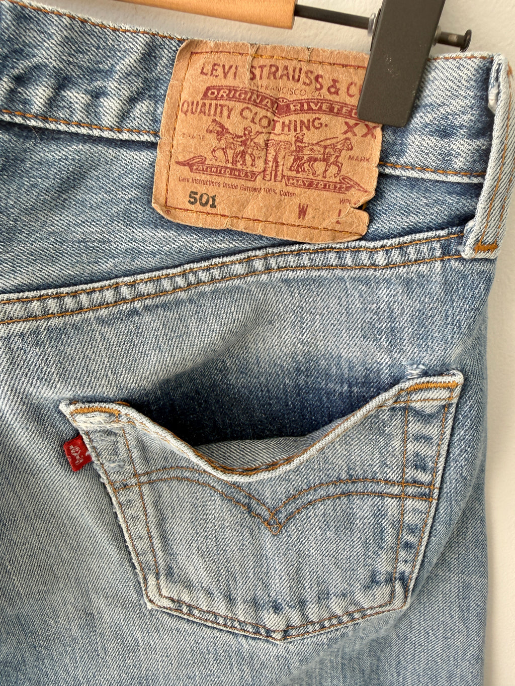 W28 L30 vintage Levis 501 27/28” measured waist dark faded blue 501s amazing fade 90s denim