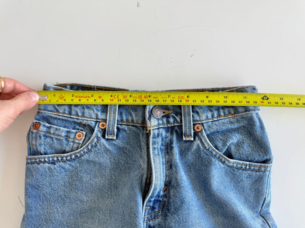 W21 L30 vintage Levis 517 21” measured waist medium blue Levi’s 517s USA 90s