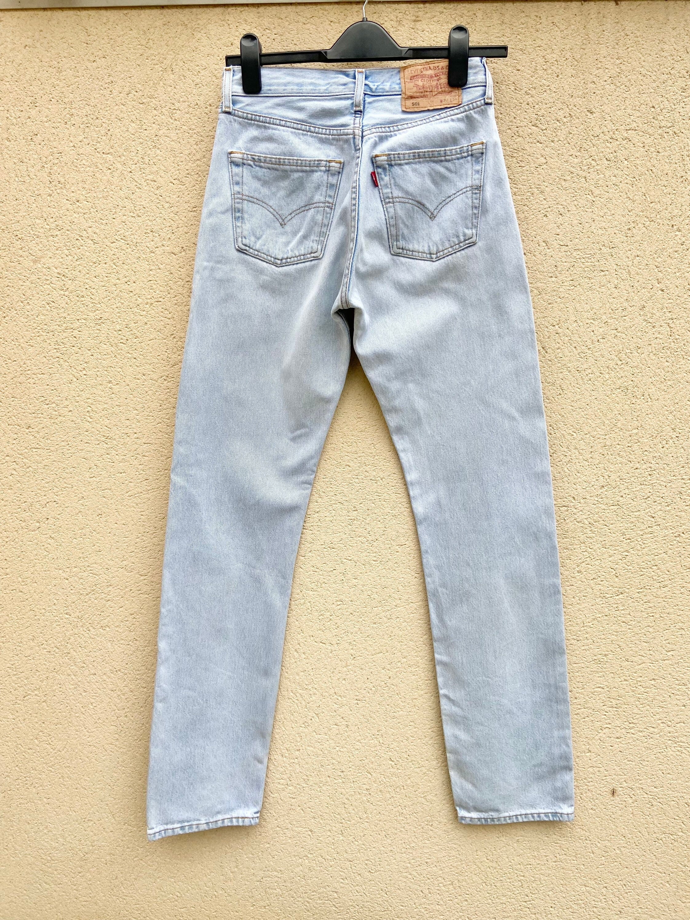 Vintage Levi’s 501 w26” L33”  1998