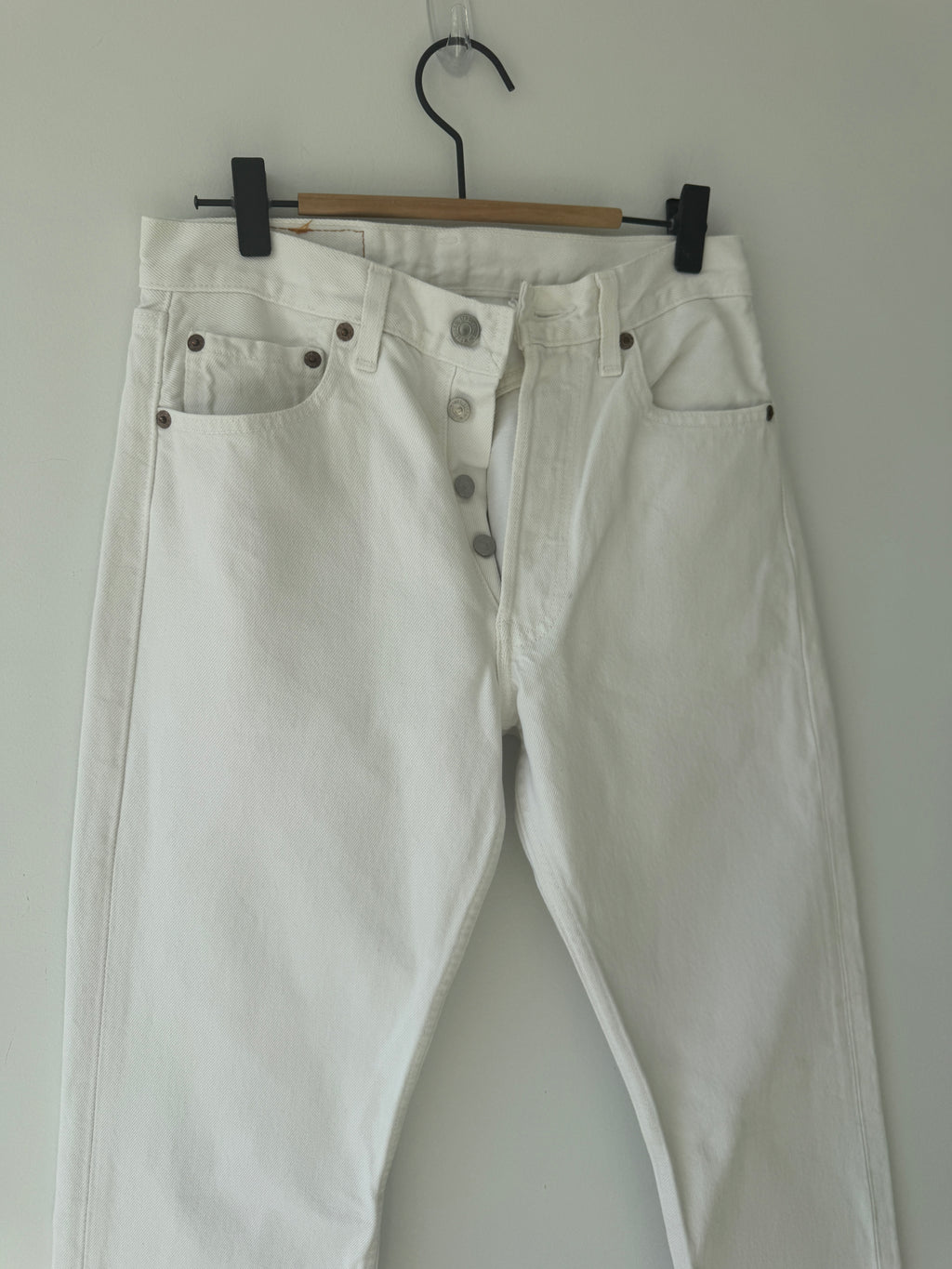 W27 L31 vintage Levis 501 26/27” measured waist white 501s 90s USA denim