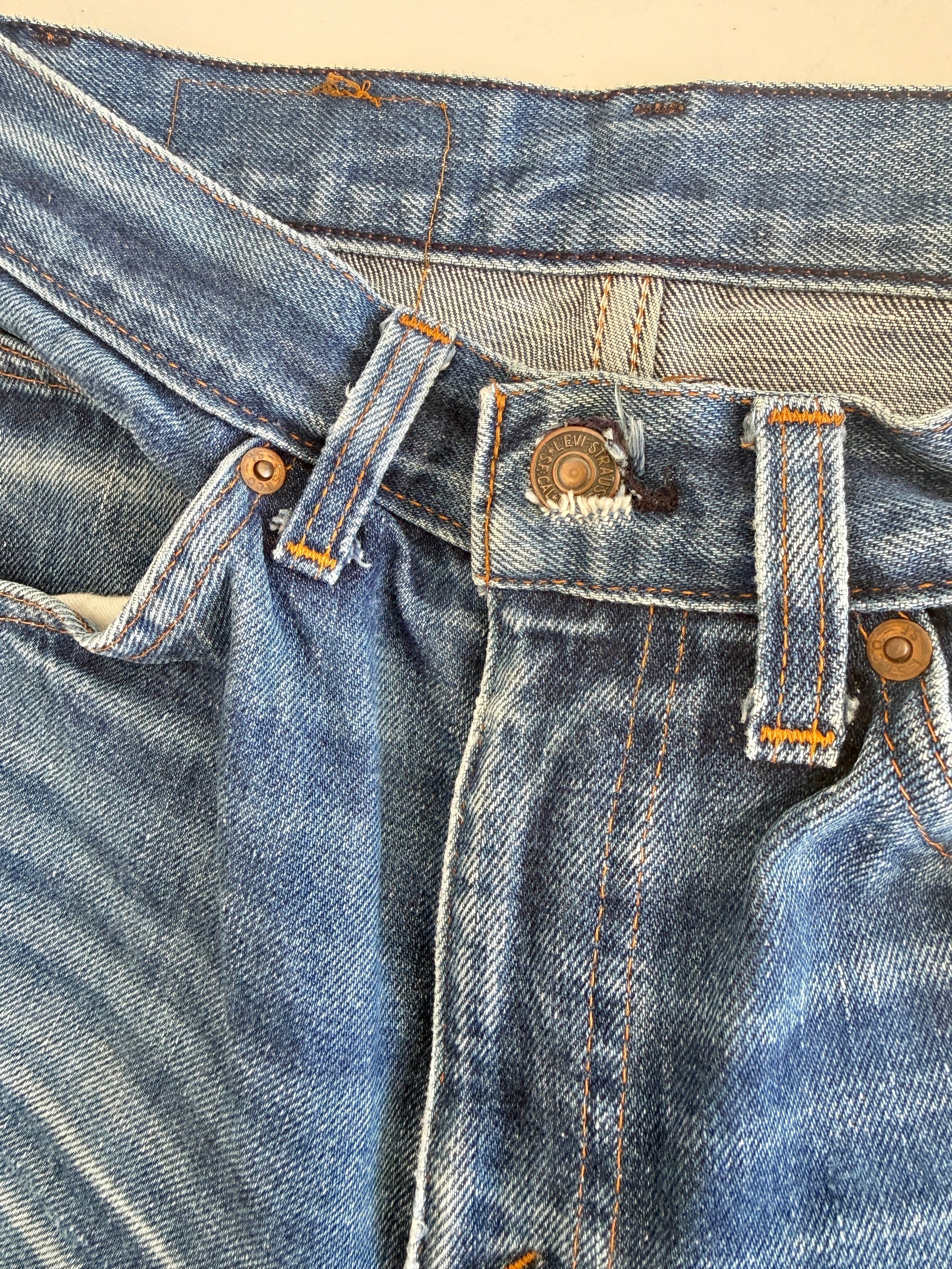 Soft W26 L27 vintage Levis 630 25/26” measured waist dark faded blue 630s 80s