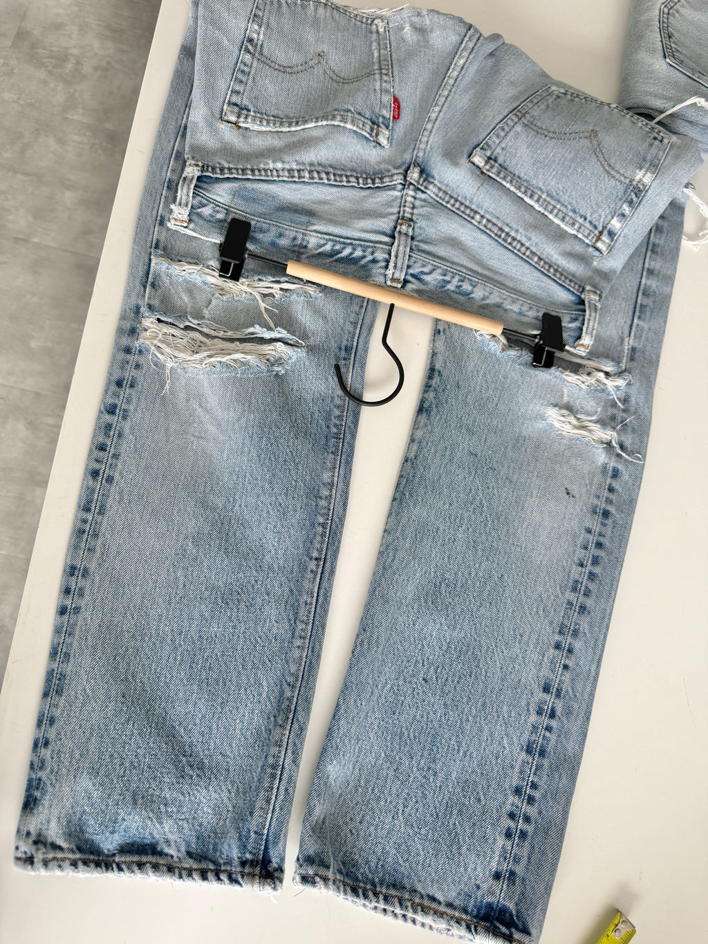 Selvedge W28 L30 vintage Levis 501s 26/28” measured whisker light blue fade 70s selvedge 501s USA
