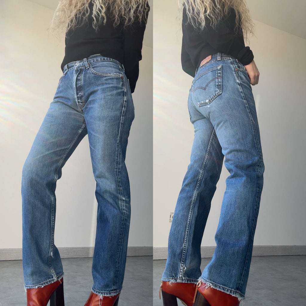 Soft W29 L28 vintage Levis 501 28/29” measured indigo dark blue faded denim Y2K Levi’s 501s