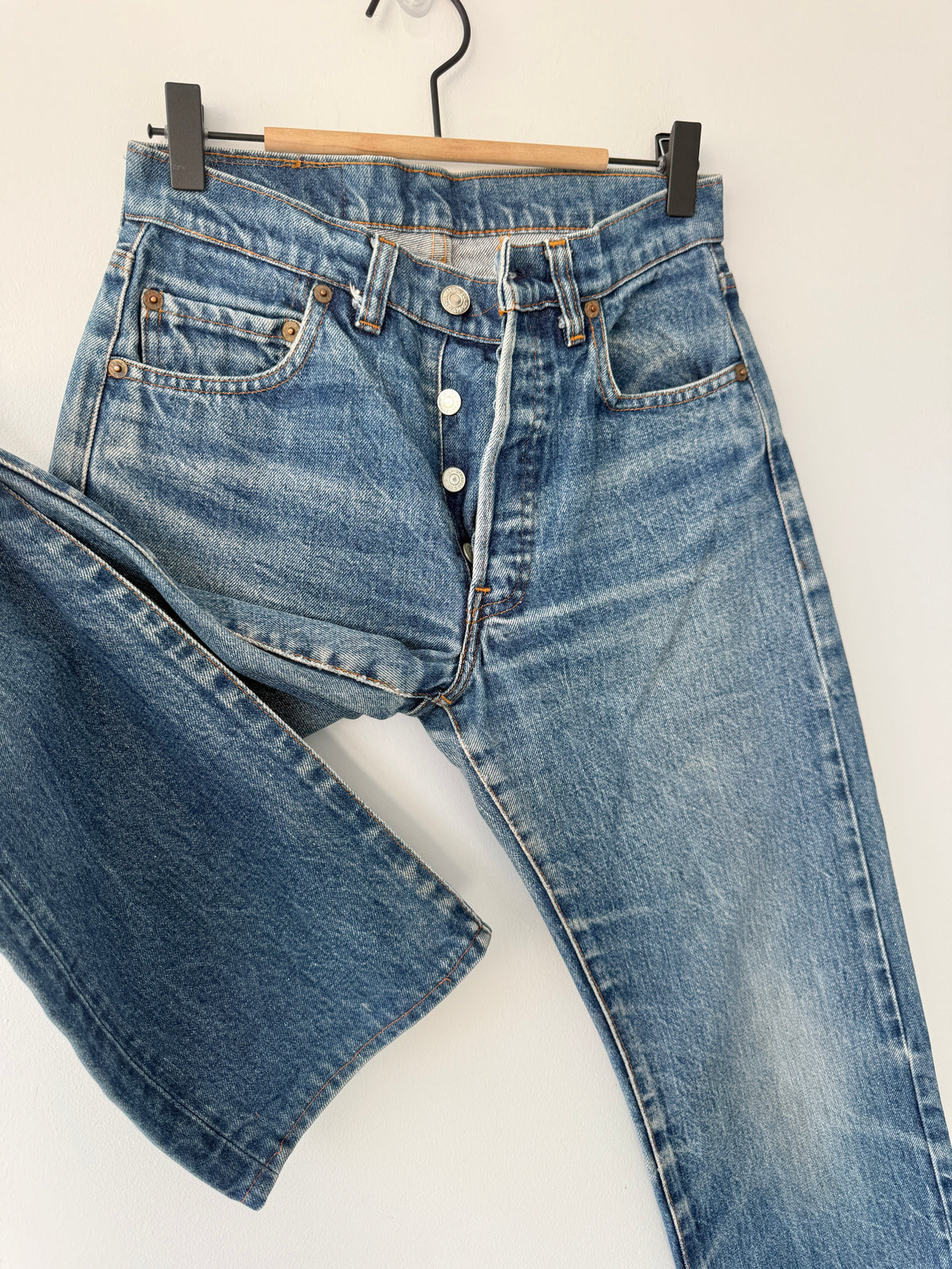 W26 L28 vintage Levis 501 dark blue 25/26” measured waist 501s 80s