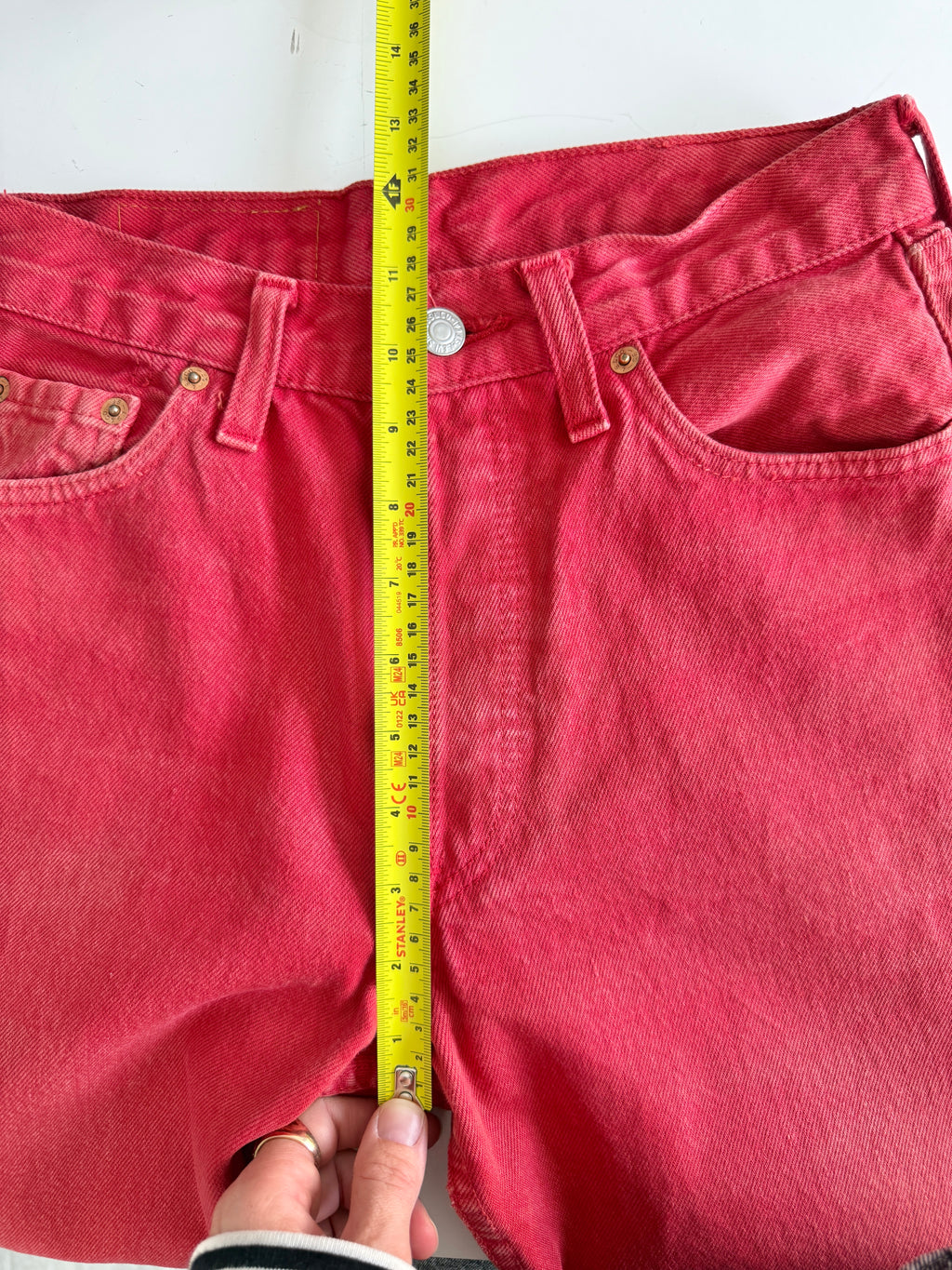 Soft W27 L28 vintage Levis 501 red 26/27” measured waist 501s early 90s