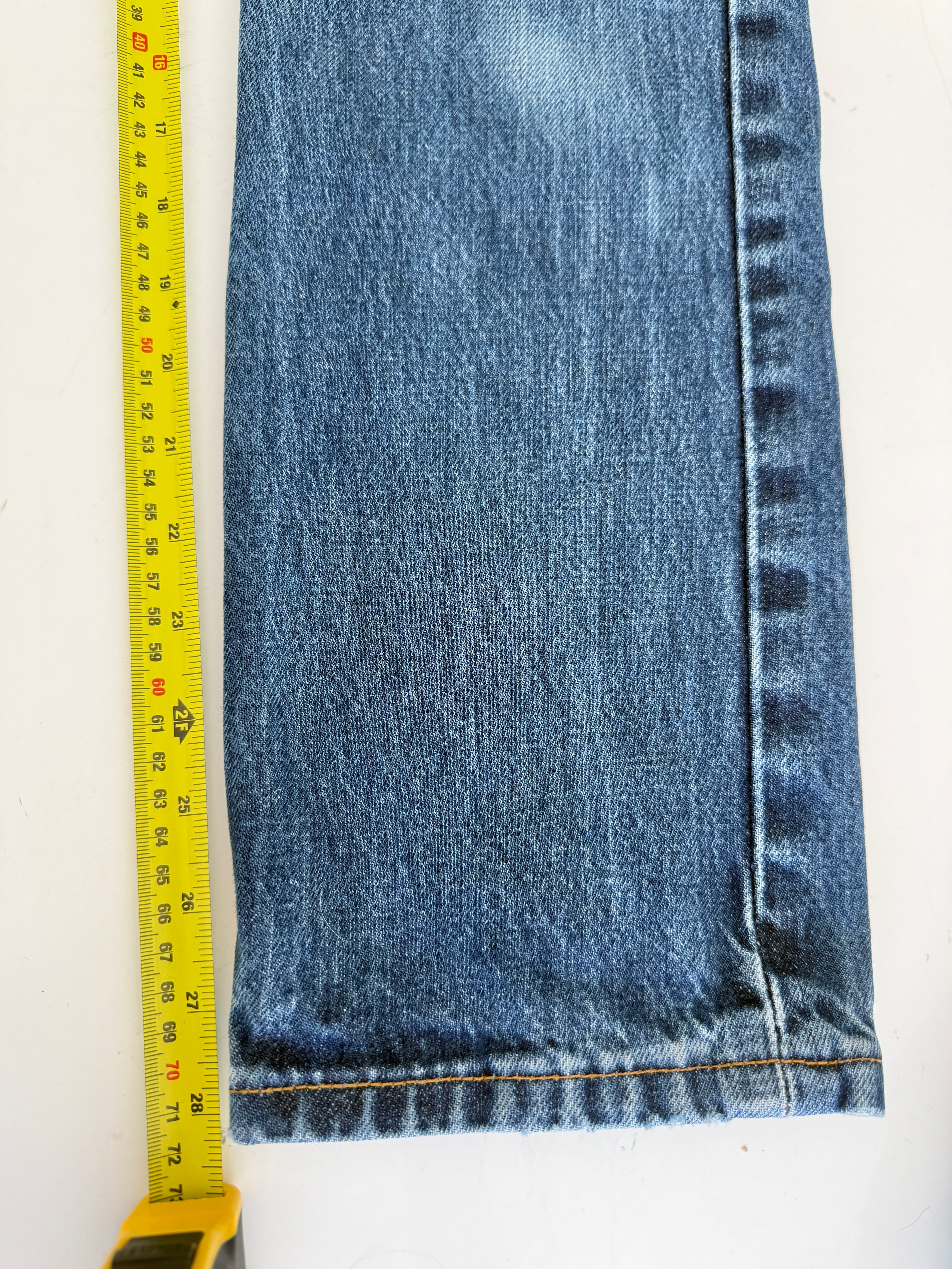 W23 L28 vintage Levis 501 23” measured waist dark indigo faded blue 501s