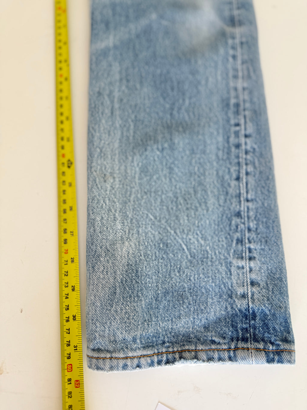 W30 L31 vintage Levis 501 29-30” measured dark whiskers faded blue 90s USA Levi’s 501s