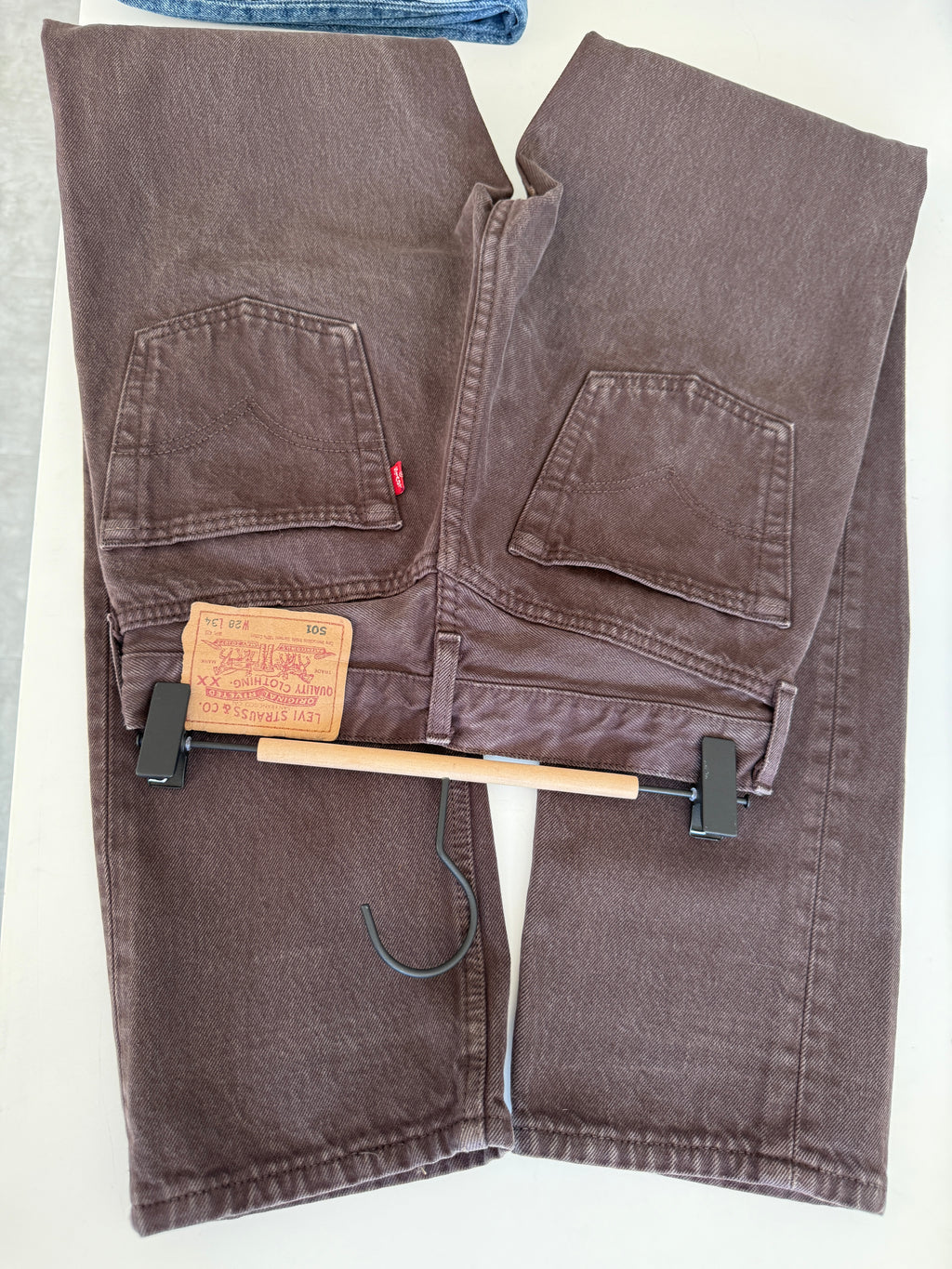 W25 L32 vintage Levis 501 25” measured brown 90s 501s