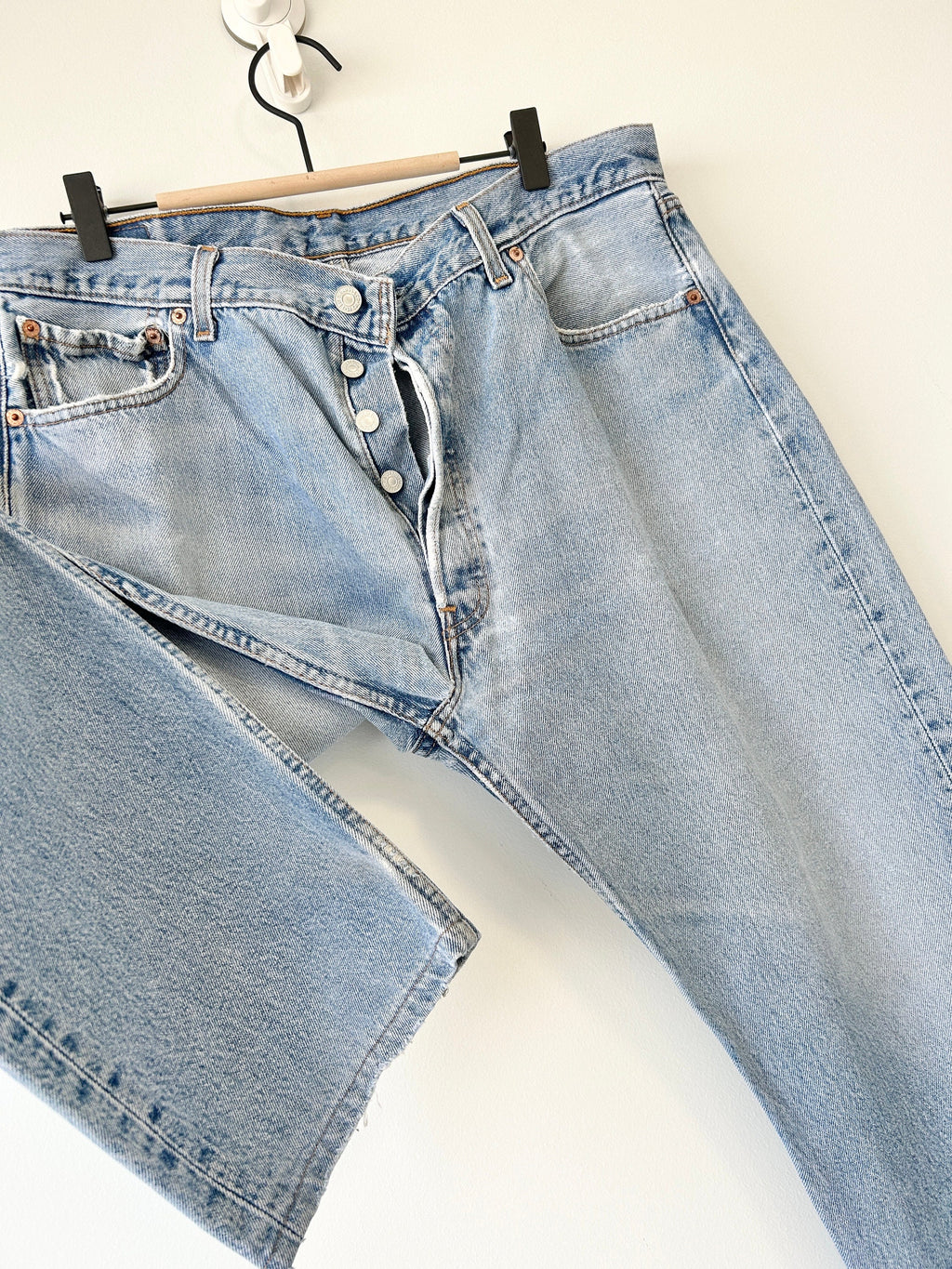 Levis 501 vintage w34 L28 Levi’s light blue faded straight leg 501 vintage Levi’s 501