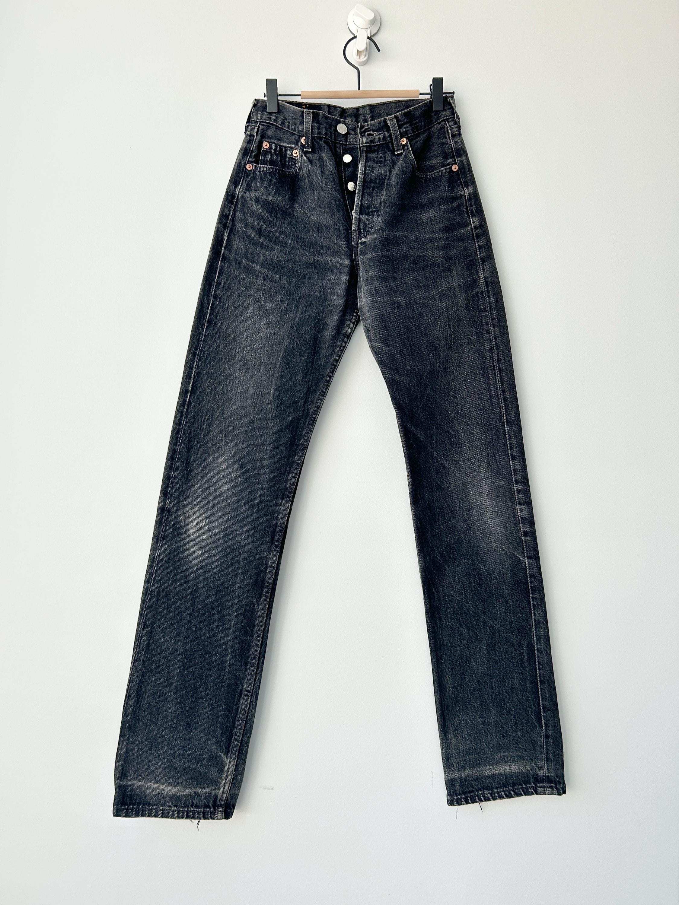 Levis 501 vintage w25 L32 Levi’s faded black denim straight leg Levi’s 501 90s vintage 501  (24”/25”