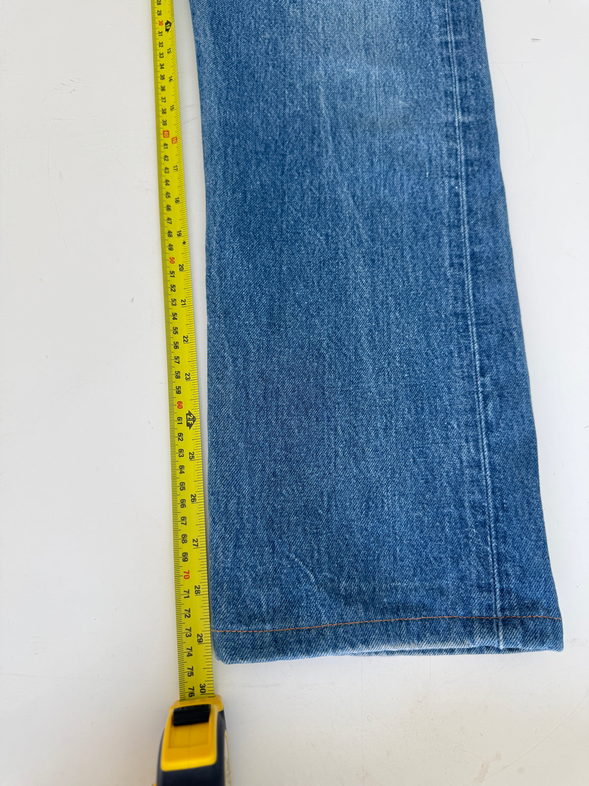 W31 L29 vintage Levis 501s 30/31” measured dark fade blue 90s 501s