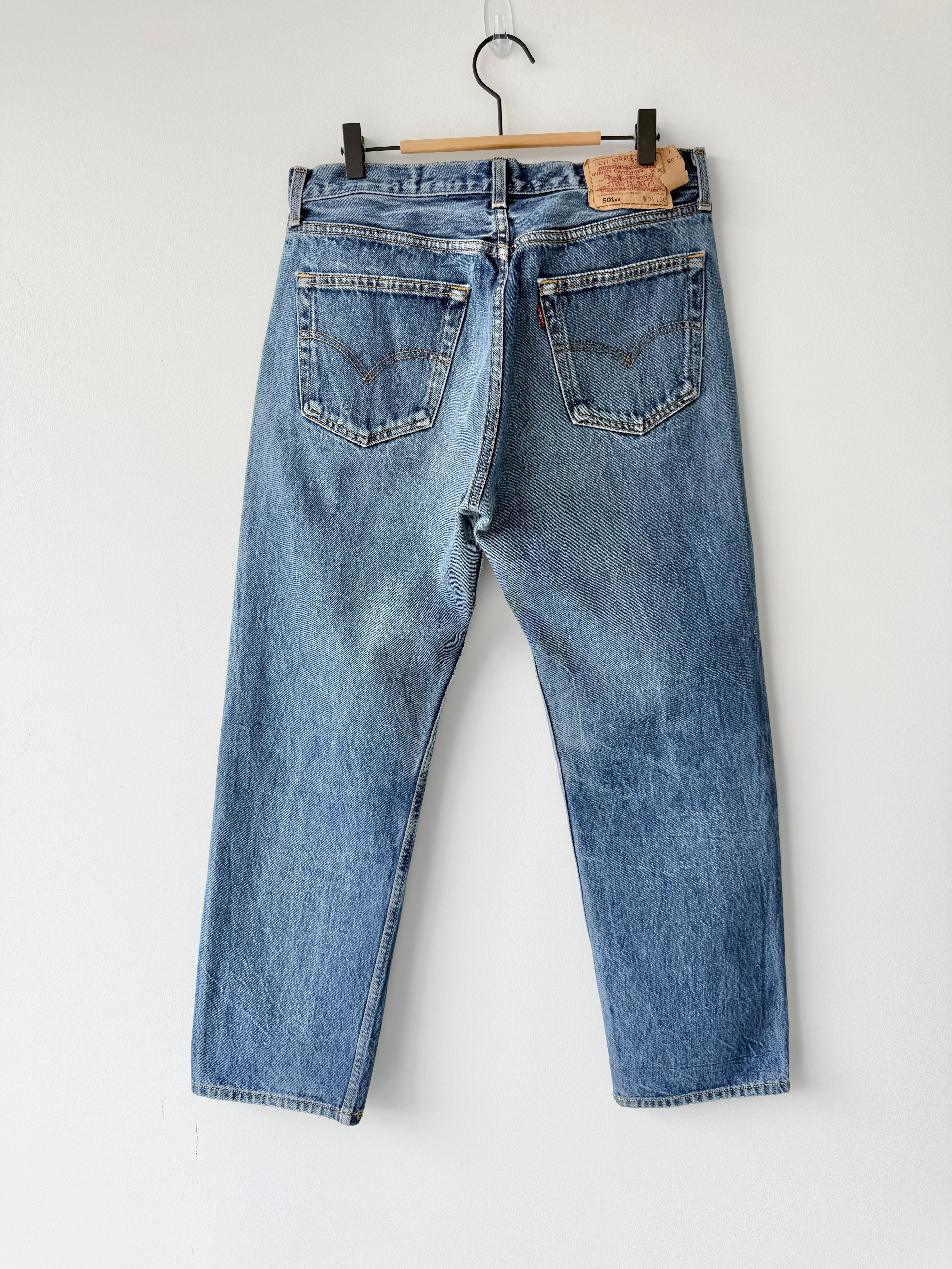 W31 L29 vintage Levis 501s 30/31” measured dark blue denim Levi’s 501s 90s