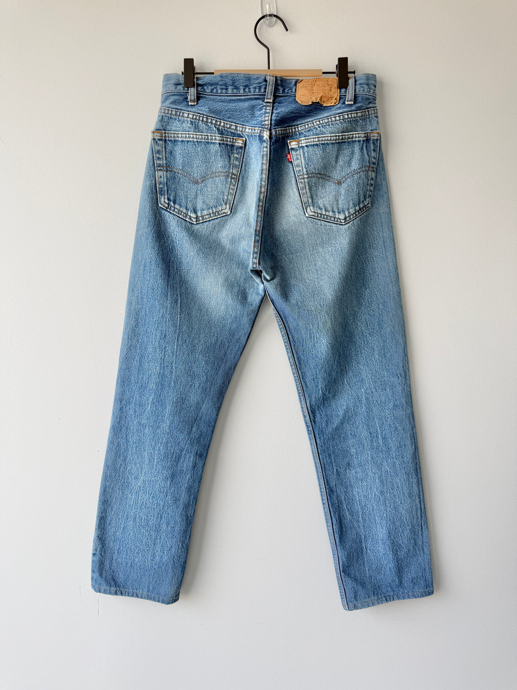 W30 L30 vintage Levis 501 dark faded blue 29/30” measured waist 501s 90s USA