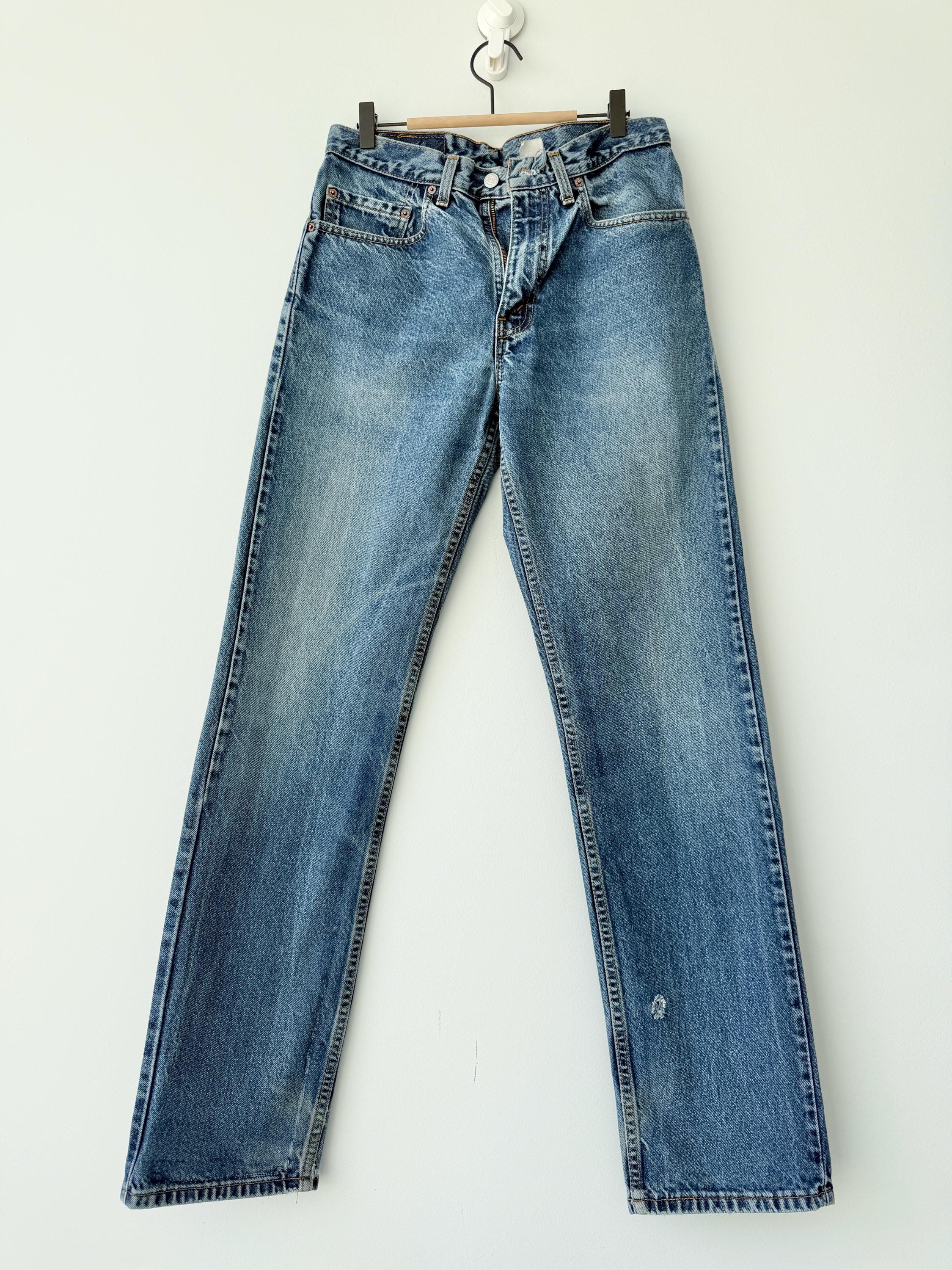 W30 L33 Levis 505 vintage 29-30” waist dark blue 505s made in Canada 90s