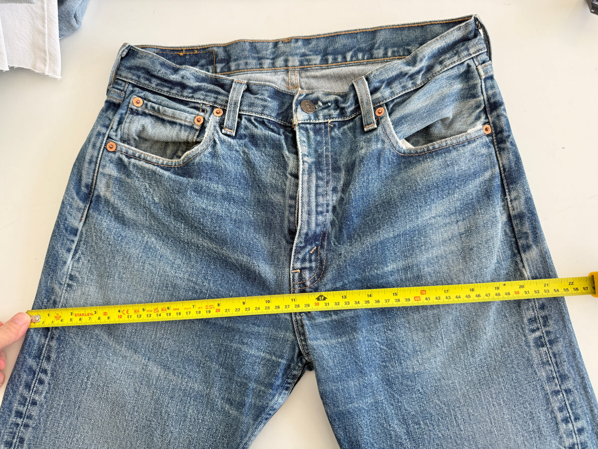 W30 L30 vintage Levis 505 29/30” measured waist 90s 505s