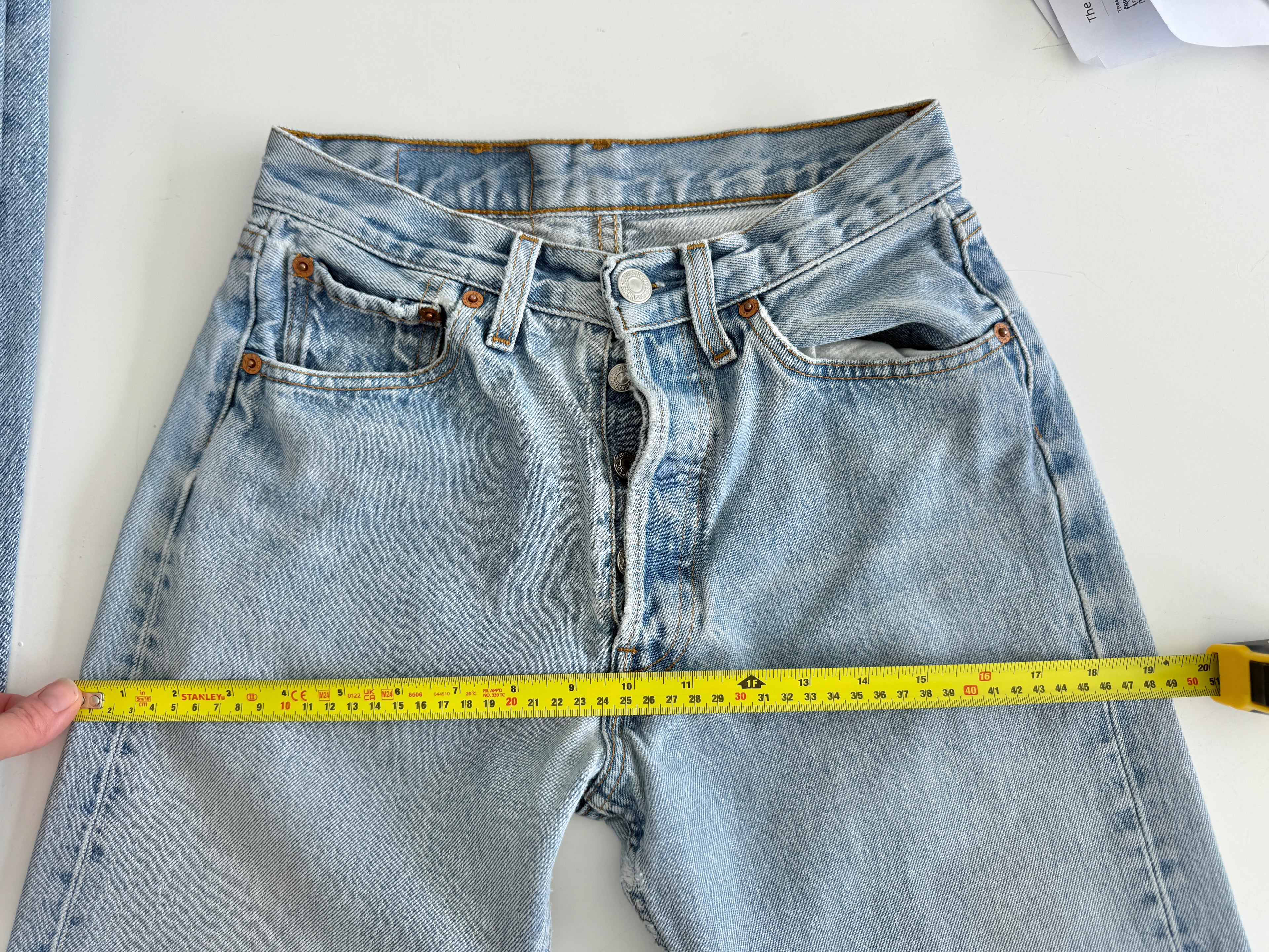 Soft shorts W25 L13 vintage Levis 501 24/25” measured waist light faded blue 501s amazing fade 90s denim