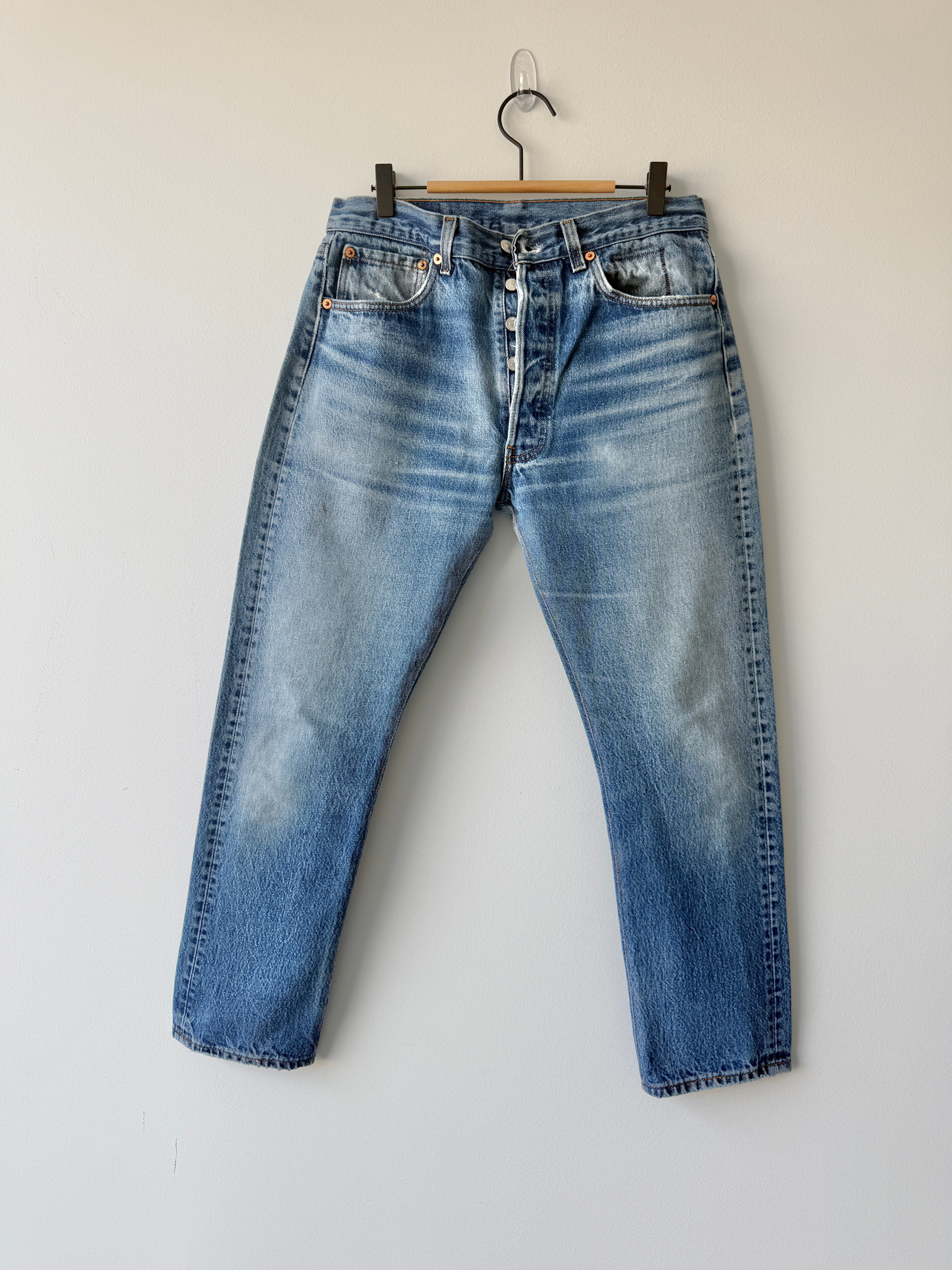 W30 L27 vintage Levis 501 29/30” dark blue faded Levi’s 501s USA 80s collectors addition