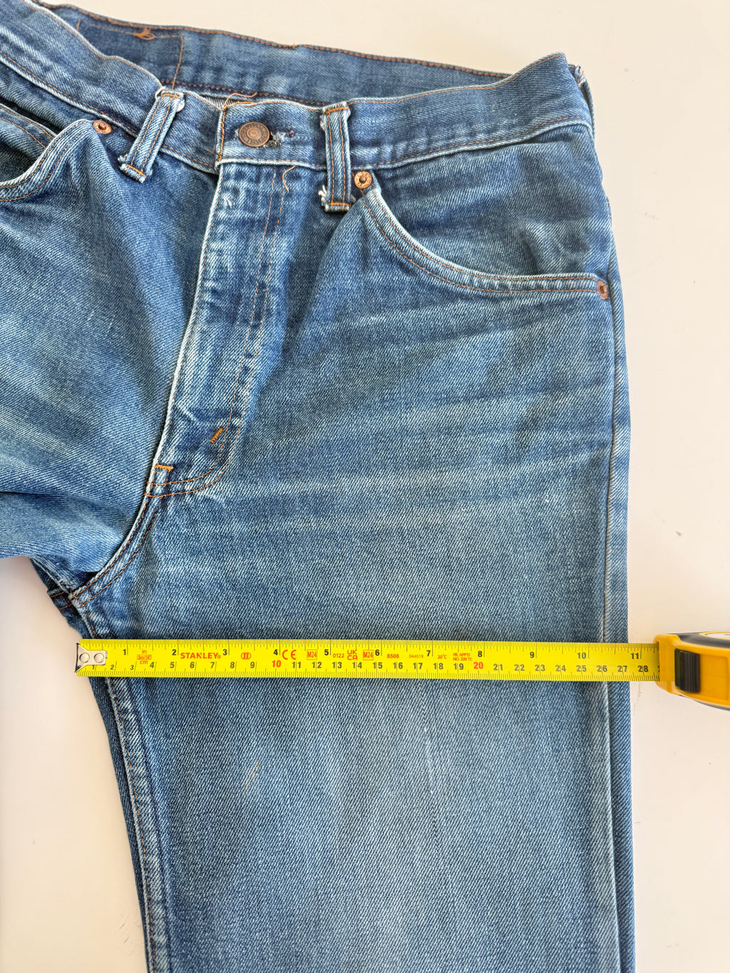 W28 L31 vintage Levis 630 27-28” measured dark blue denim 80s/90s  630s