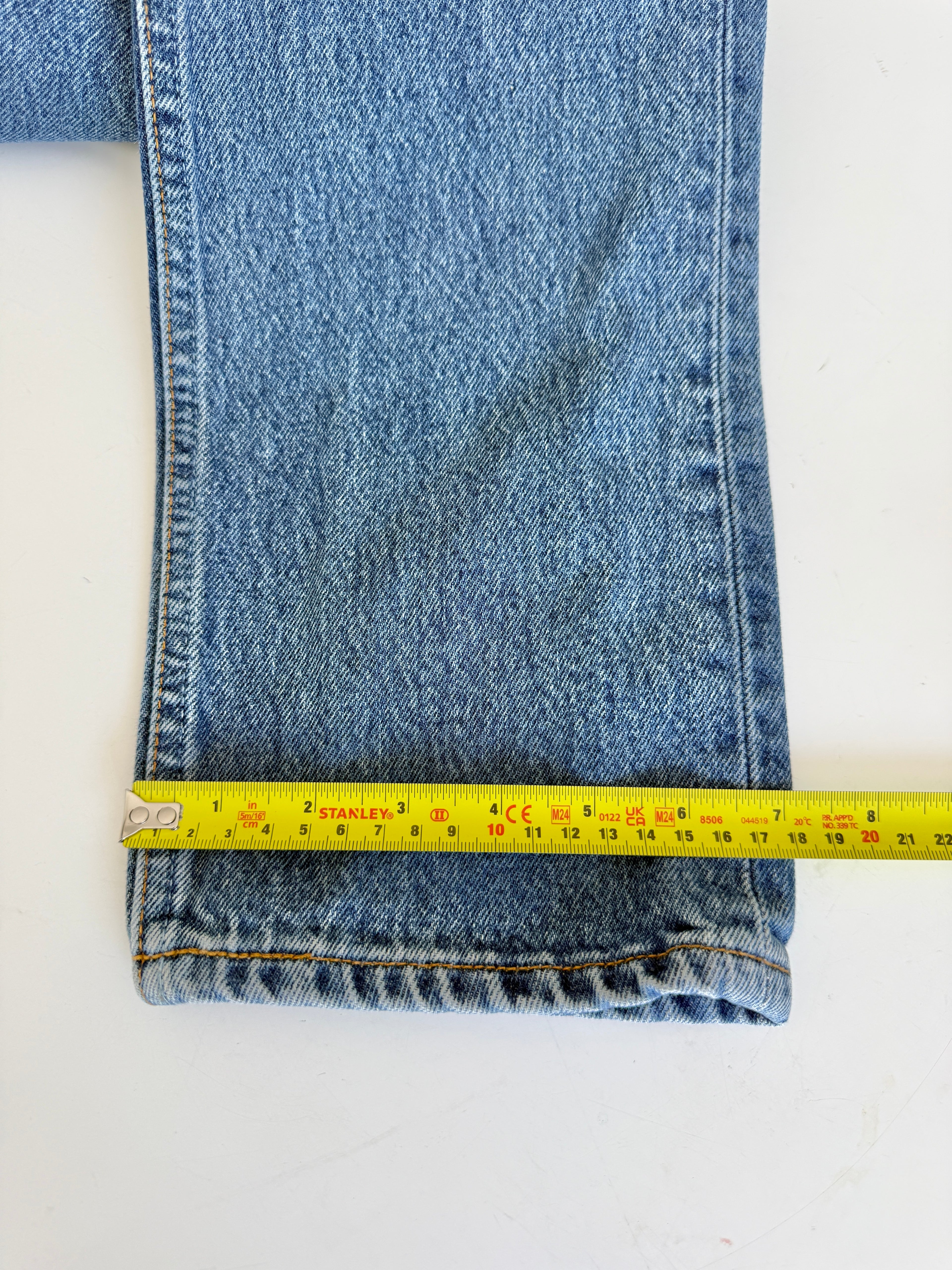 W26 L32 vintage Levis 501 25/26” measured waist dark blue 501s 90s -nl
