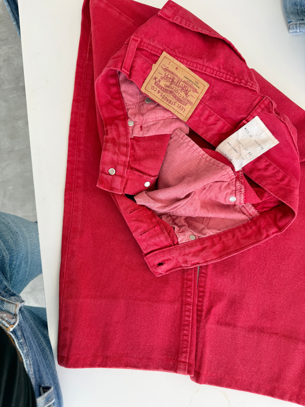 W30 L28 vintage Levis 501 29/30” measured waist red 90s 501s