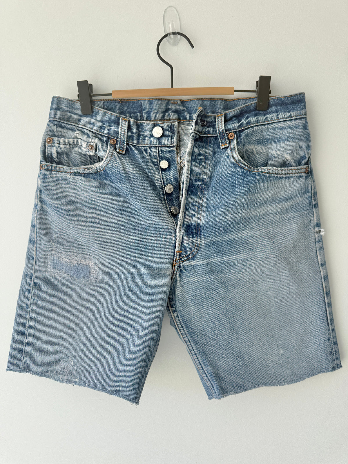 W30 vintage Levis 501 shorts 29/30” measured waist faded denim USA 501s