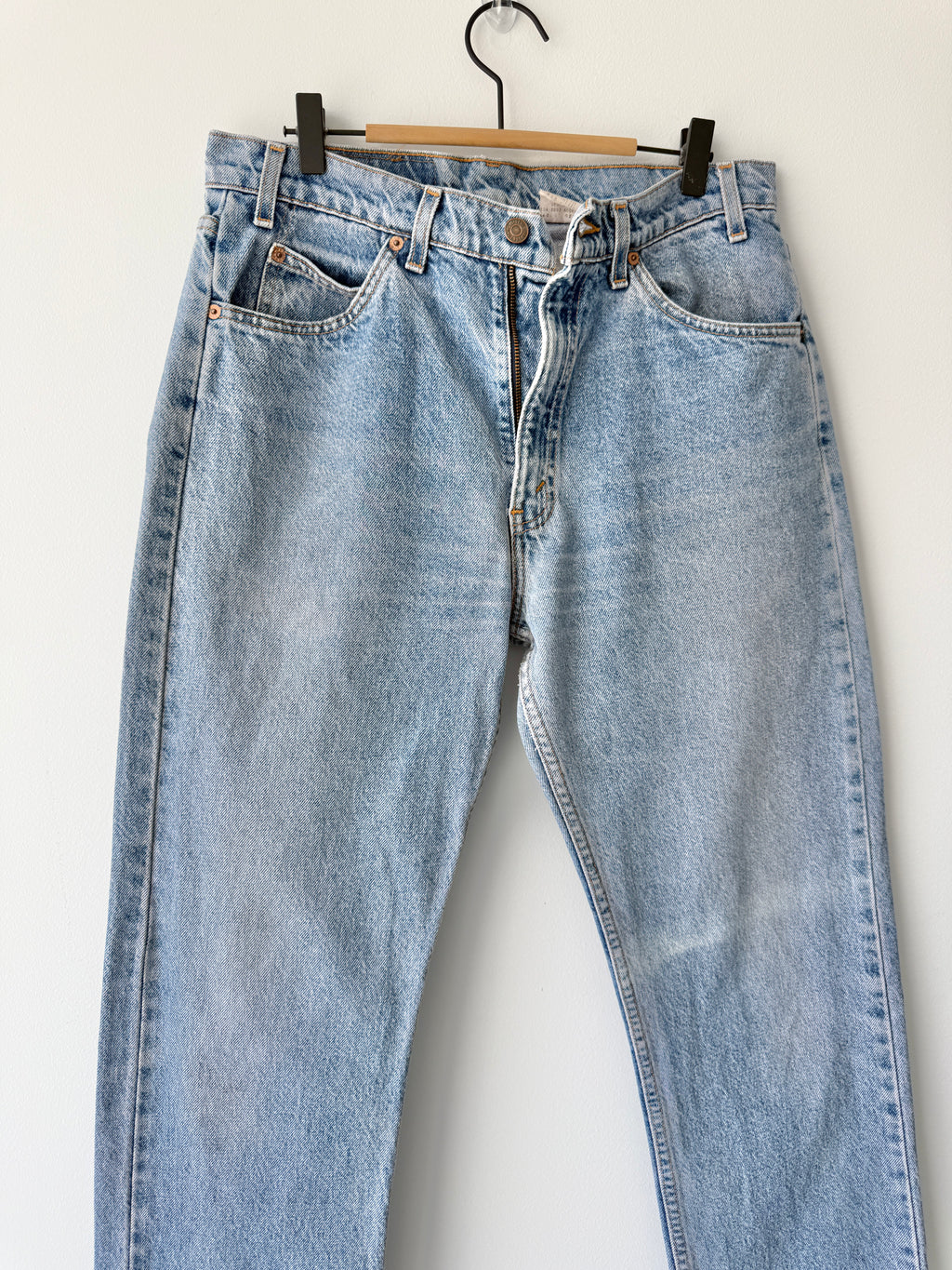 W31 L31 vintage Levis 505 30/32” measured waist medium blue faded  90s 505s